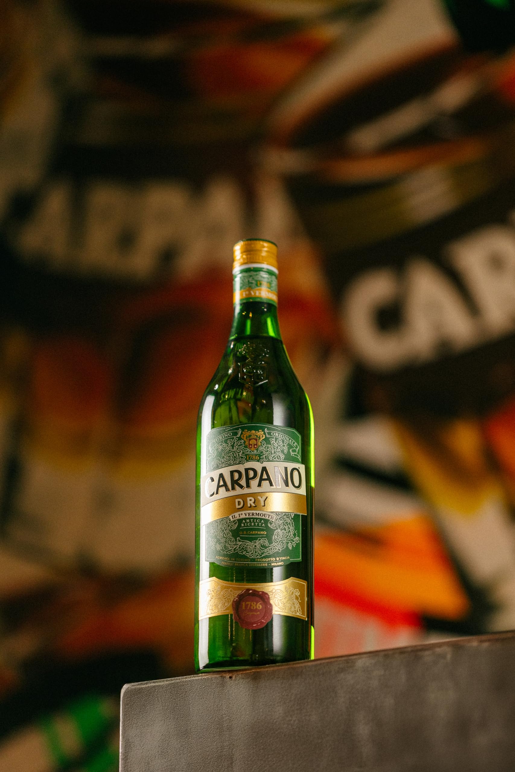Carpano Dry Vermouth 18% vol. (1 x 0,75l) | Trockener Wermut aus Italien | Perfekt auf Eis oder in Cocktails