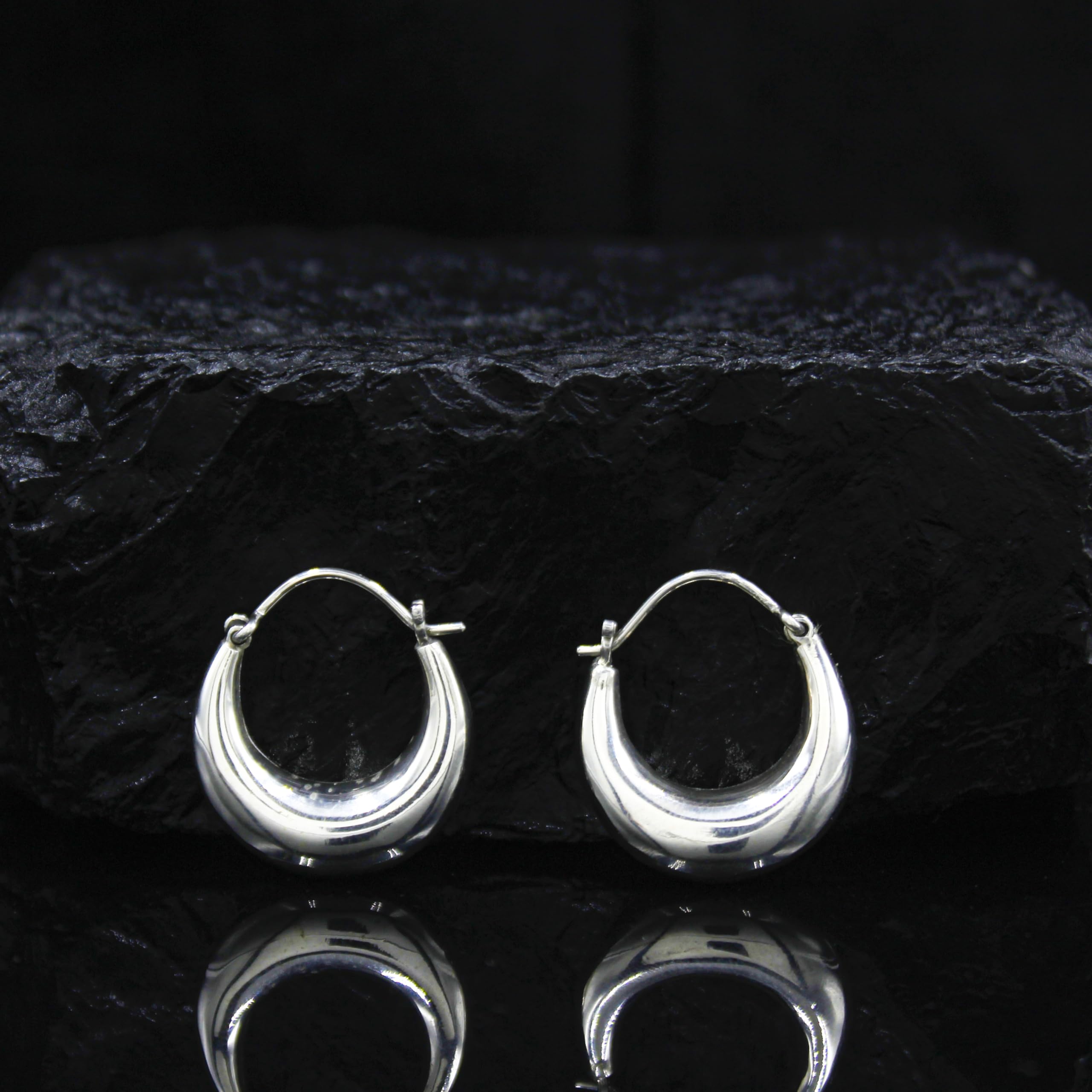 Aros de Plata de Ley 925 y Oro Vermeil de 18K Hechos a Mano para Mujer, Diseño de Media Luna, Ligeros e Hipoalergénicos, Joyería Minimalista para Uso Diario y Regalo