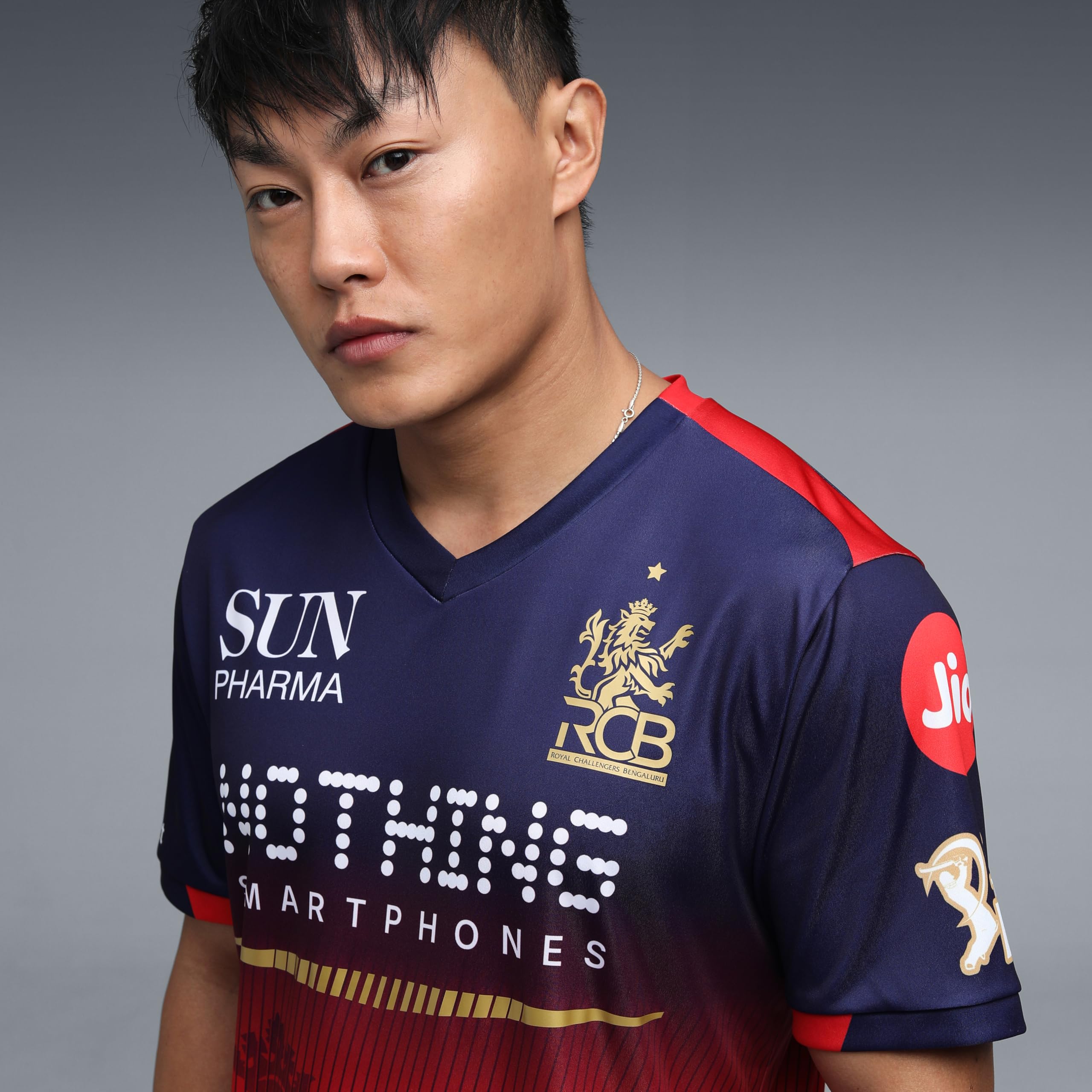 Puma x RCB 2026 Herren Trikot VK18 Replica - Offizielles Fanwear Team - Atmungsaktives DryCELL Material