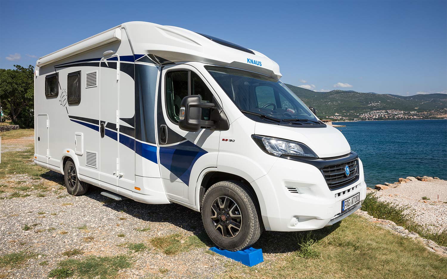 ProPlus 361560 Set Ausgleichskeile für Wohnmobil Wohnwagen - 2 Stück Auffahrrampen