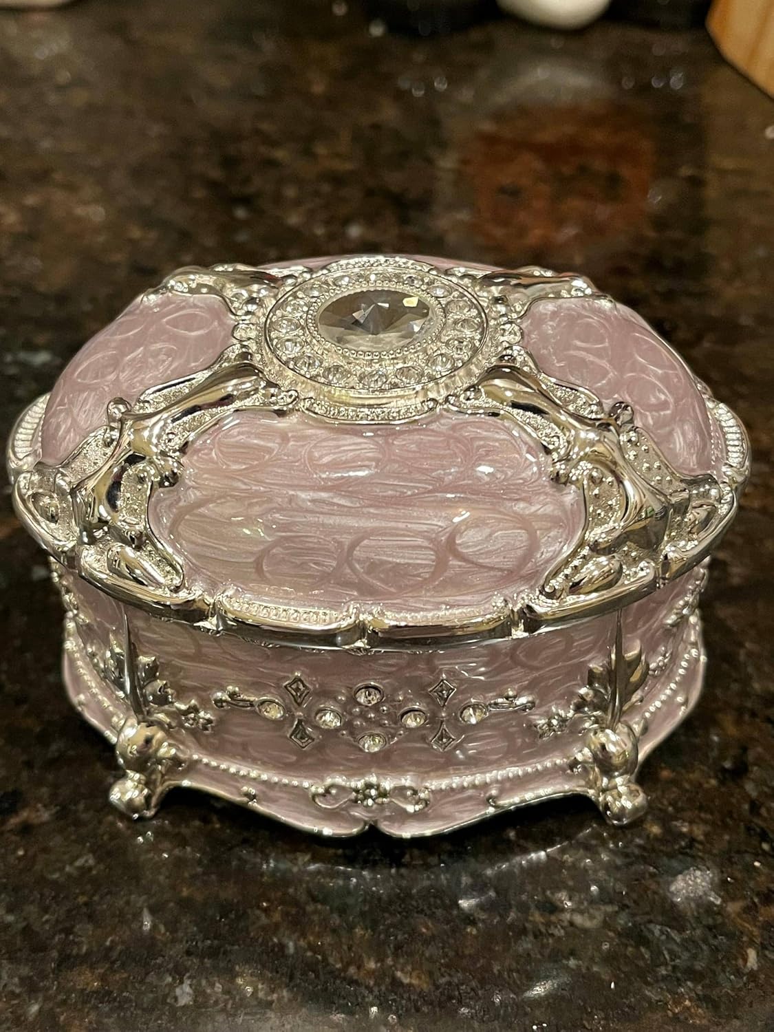 Let It Go Tune Music Box with Light Purple and Silver Coloring. Antique looking music box. Lavender and Silver Jewelry Box. Plays Let It Go