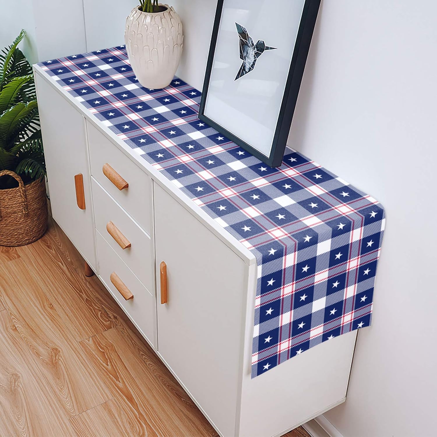 Table Runners 70 Inches Long Independence Day Patriotic Star Plaid Blue Red White Table Runner for Family Dinner/Wedding/Outdoor Indoor Party, Cotton-Polyester Blend Dresser Scarf Table Decorations