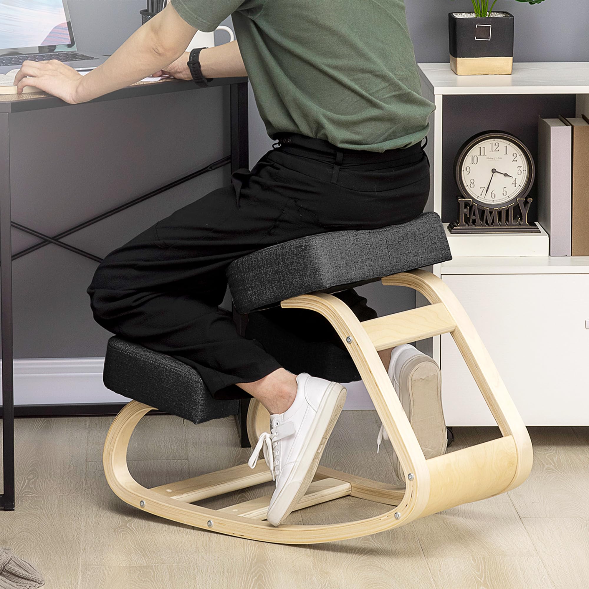 Vinsetto Ergonomischer Kniestuhl, Kniehocker Gesundheitsstuhl für Zuhause, Büro, Meditation, zur Verbesserung der Rückenschmerzen Nackenschmerzen Lindern & Körperhaltung Schwarz