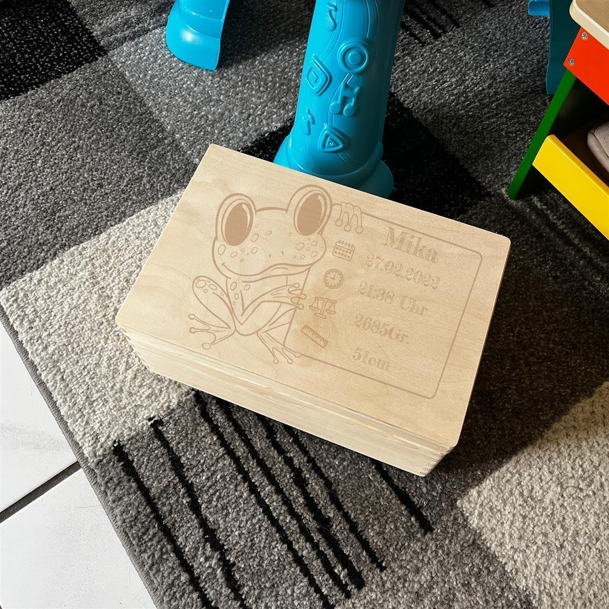 Scatola dei ricordi personalizzata per neonati e bambini con incisione a rana, scatola in legno per bei ricordi, 40 x 30 x 14 cm