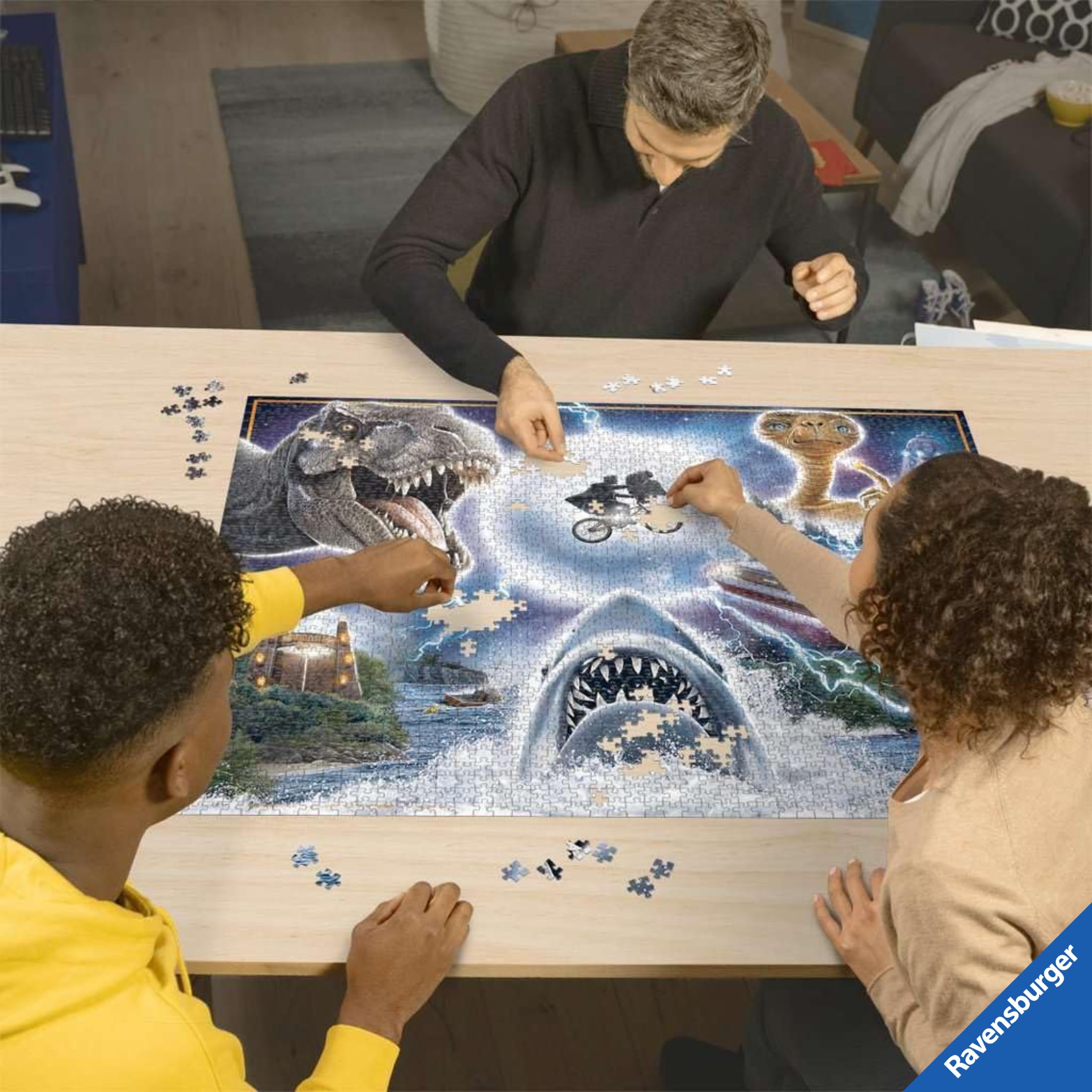Ravensburger - Puzzle 2000 Pezzi Vault Universal & Amblim | Puzzle 2000 Pezzi | Rompicapo Adulti E Bambini Dai 14 Anni In Su | Regalo Per Bambini E Adulti | Misure 98x75cm