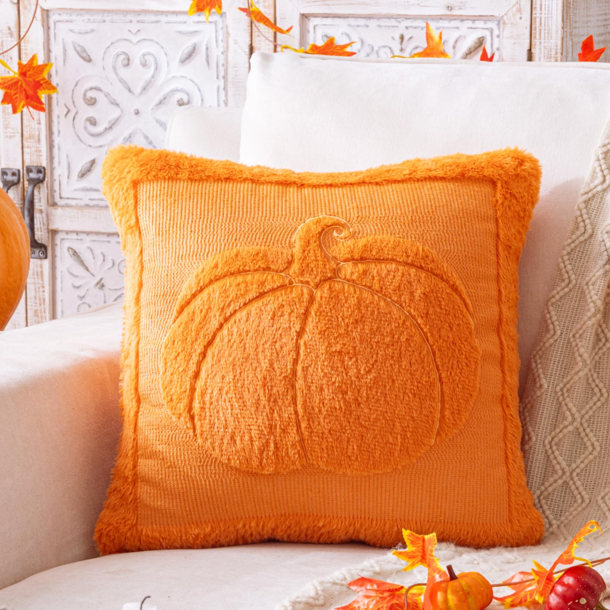 AQOTHES 1PCS Pumpkin Fall Orange Throw Pillow Covers 18 x 18 Soft Plush Couch Sofa Pillows Cushion Covers