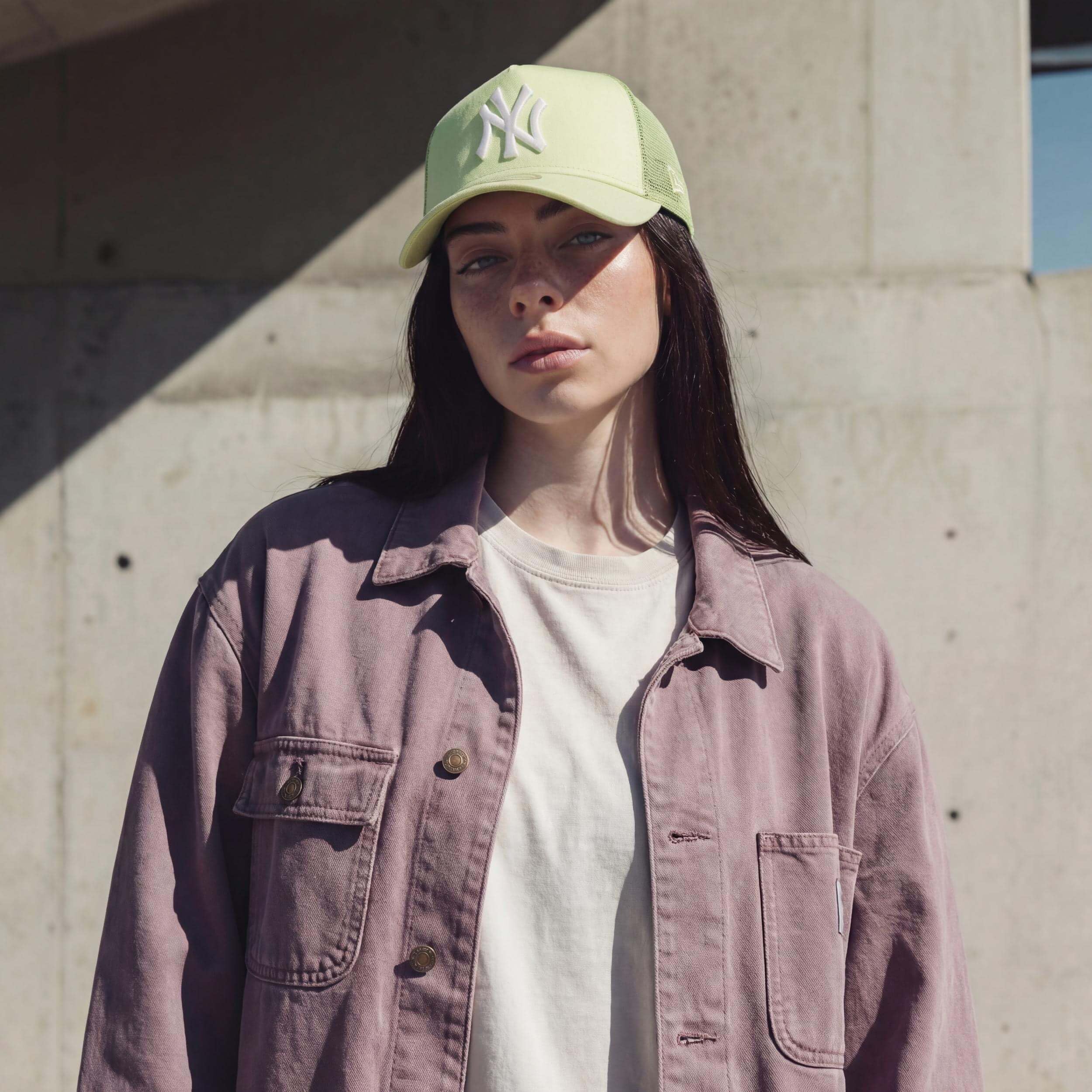 New Era Czapka Trucker York YankeesEra Kobiety/Mężczyźni - curved brim cap baseball z meshu Snapback, daszkiem, daszkiem Jesień Lato Wiosna Zima