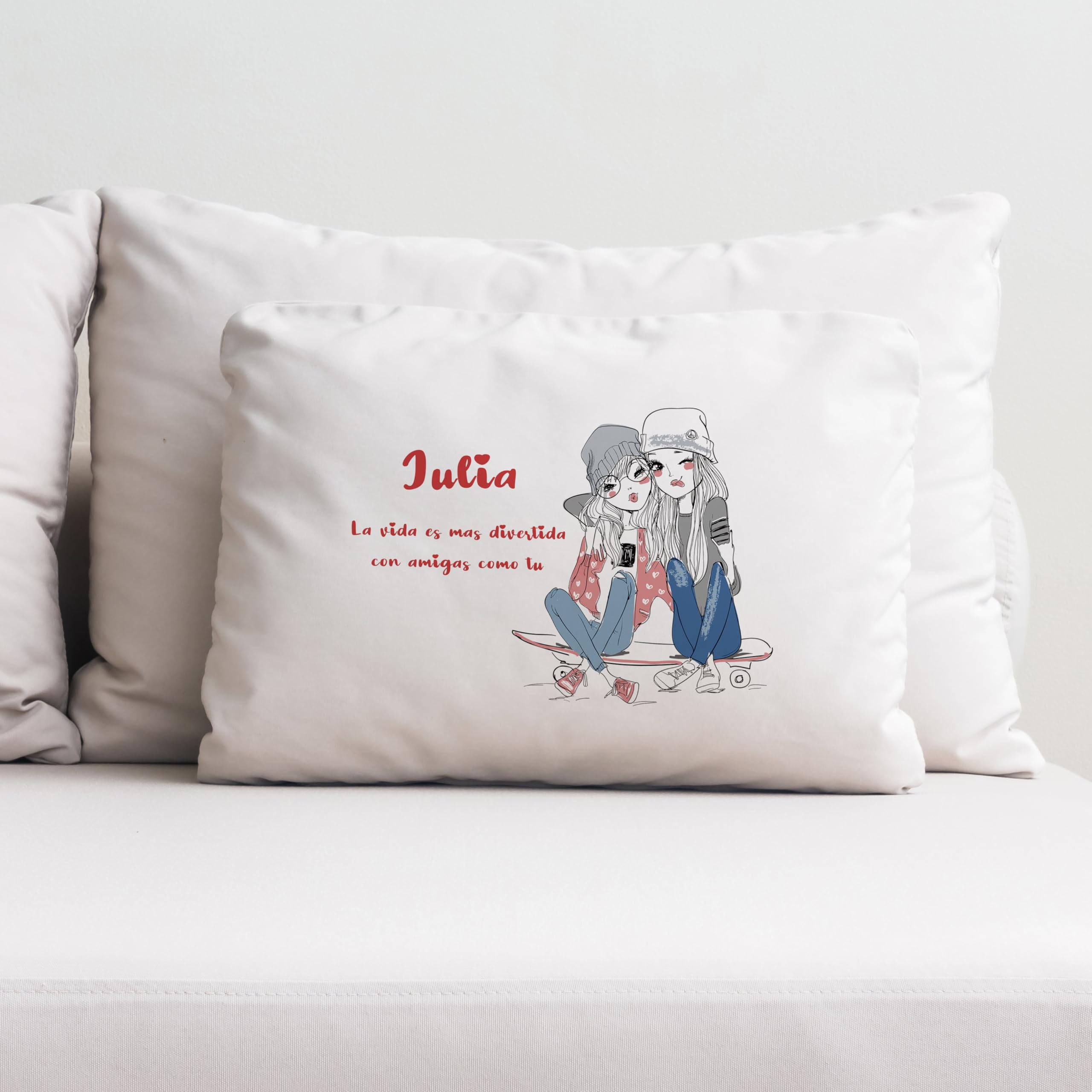 Cojín Personalizado con Nombre para Amigas | 50 x 30cm | Incluye relleno | Regalo Original y Divertido | Ideal para sorprender en un día como Aniversarios o Cumpleaños