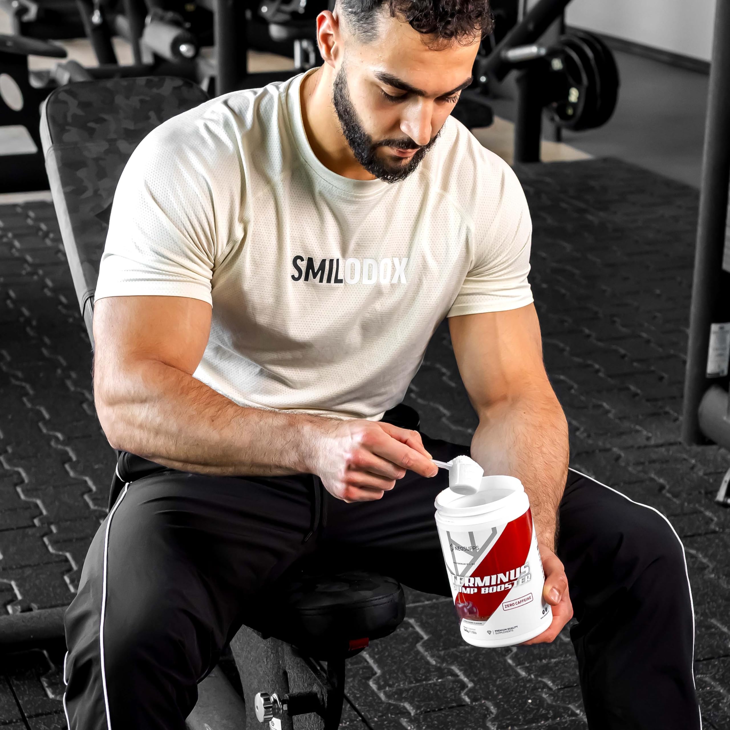 NEOSUPPS Pre Workout Booster Terminus PUMP XXL Cola Kirsche 540g, ohne Koffein, Booster, Vegan, Fitness & Gym, Pump & Fokus, geprüfte Qualität, 8.000 mg L-Citrullin, 20 Portionen
