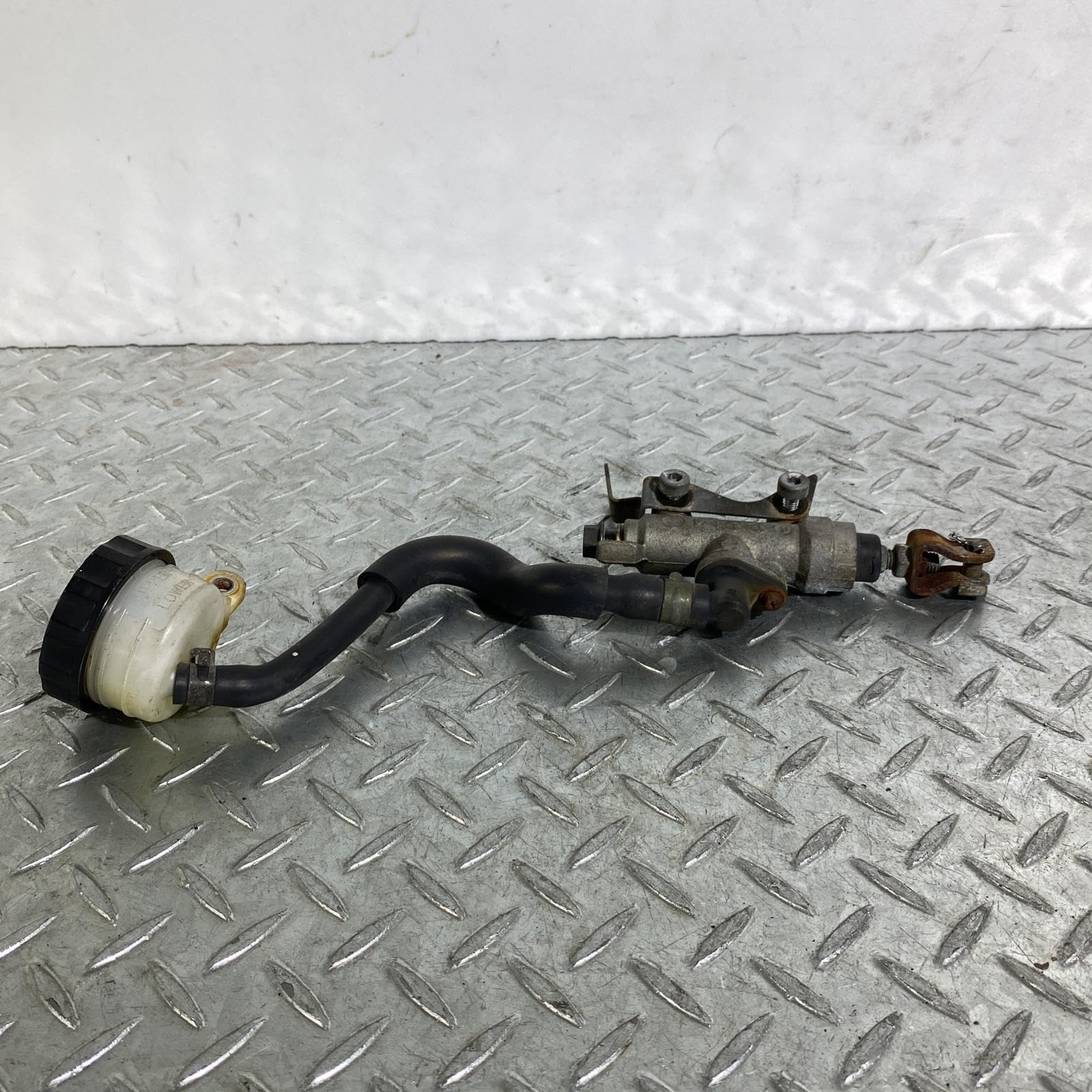 Amazon | CB400SF NC31 リアマスターシリンダー(M-250515-6