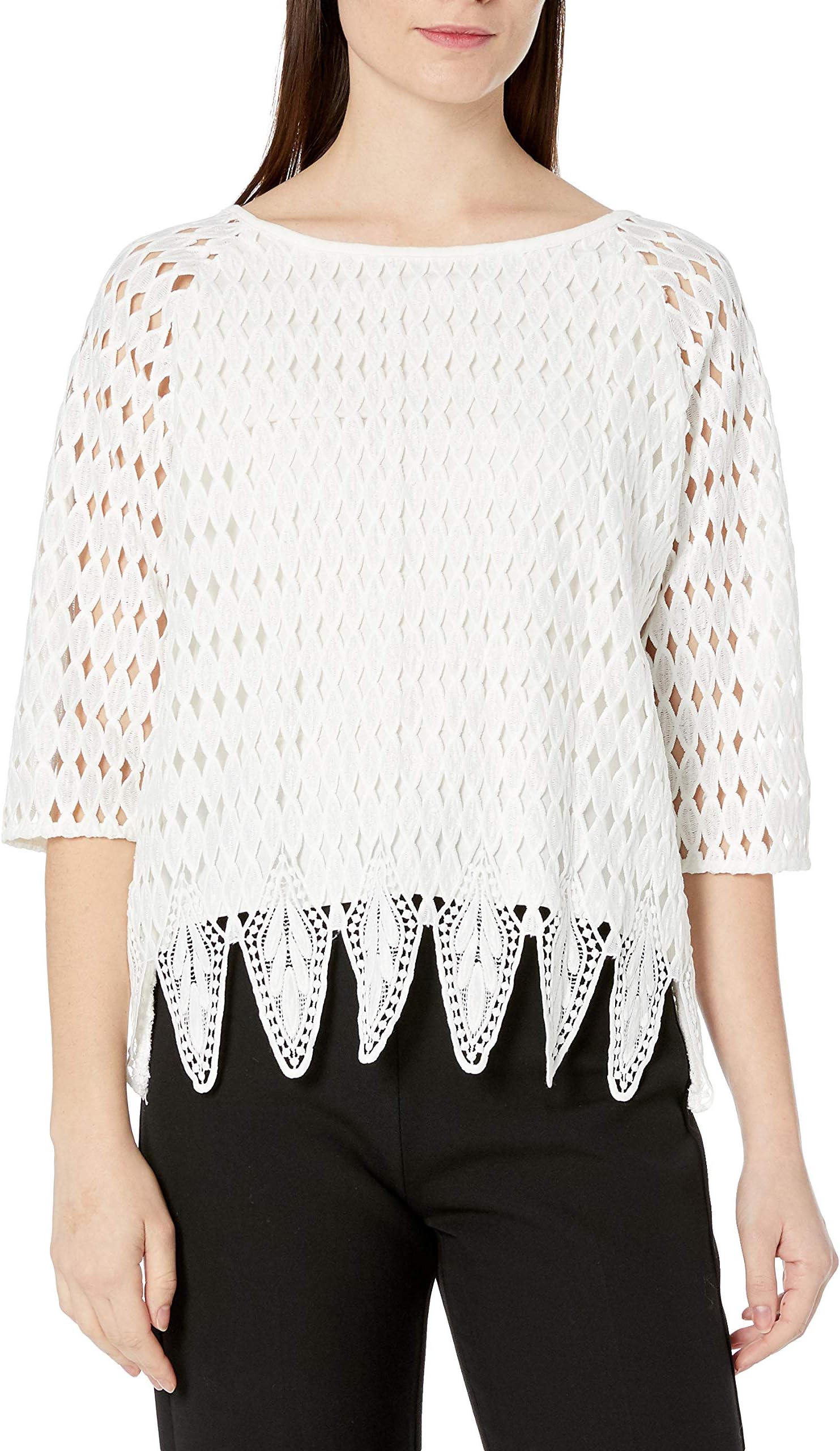 Joan VassWomen's Plus Size Woven Lace Top