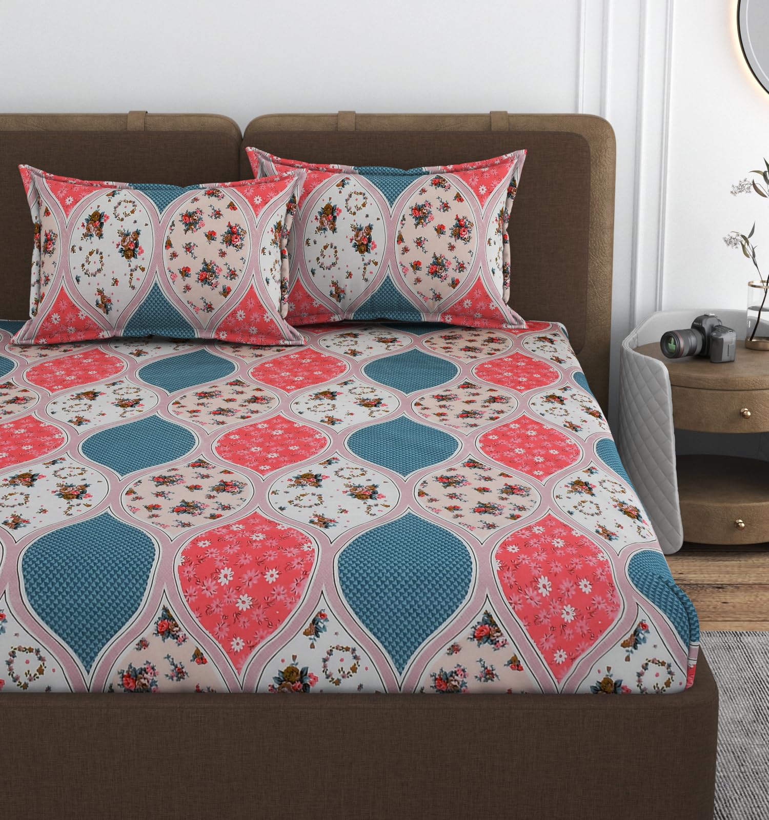 VOMZER 300 Tc Geometric Elastic Fitted Bedsheets Queen Size with 2 Pillow Covers | Double Bed with All Around Elastic, Size 60 X 78 X 10 Inches Queen Fitted (White Pink)
