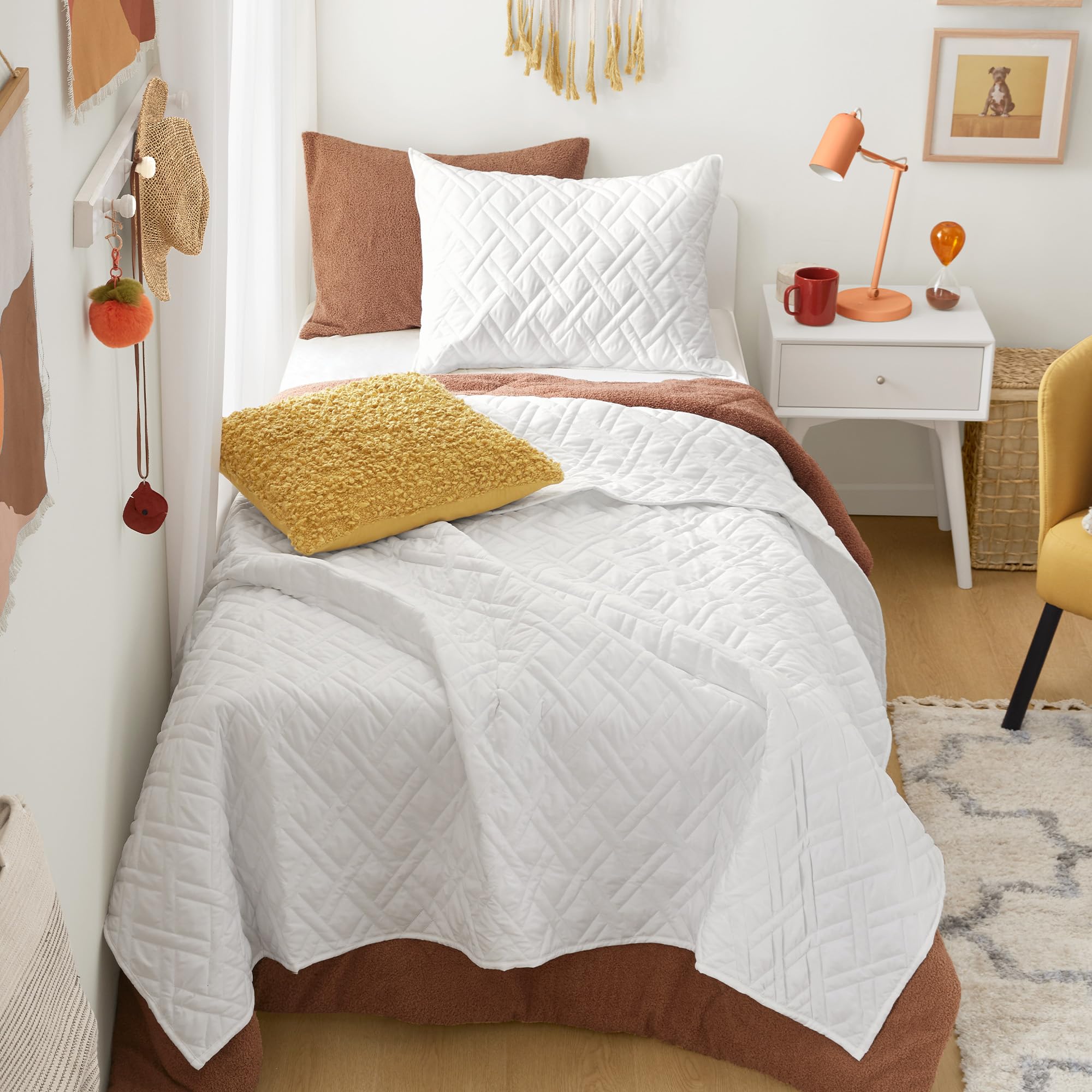 Comfort Spaces Comfort Spaces Kienna Twin Quilt Bedding Set 2P, 66"x 90" White Diamond | Soft Cozy Lightweight Summer Twin XL Coverlet for College Dorm, Quilted Extra Layer, Modern Casual Bedroom Decor, OEKO-TEX, White, Quilt Twin/Twin XL(66"x90"), Diamond
