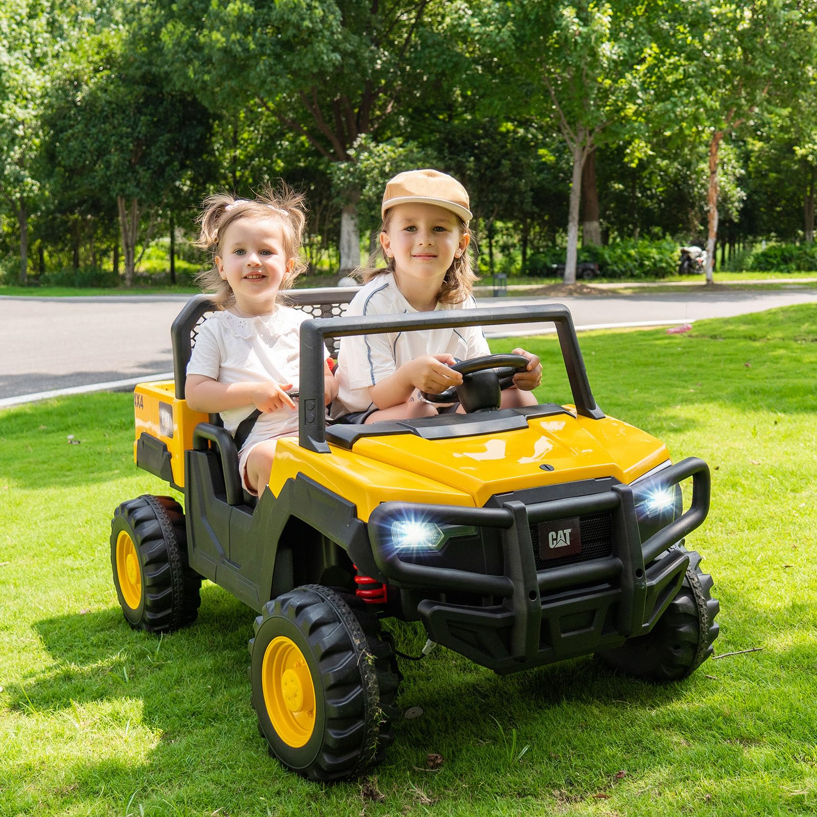 Elektrische loopauto NEW RSX 24V, Zwart, 4x4-aandrijving, Lithiumbatterij, EVA-wielen, Vierwielophanging, Dubbele leren stoel geschikt voor 2 kinderen, Afstandsbediening, MP3-speler met USB/AUX-aansluiting Elektrische loopauto NEW RSX 24V, Zwart, 4x4-aandrijving, Lithiumbatterij, EVA-wielen, Vierwielophanging, Dubbele leren stoel geschikt voor 2 kinderen, Afstandsbediening, MP3-speler met USB/AUX-aansluiting