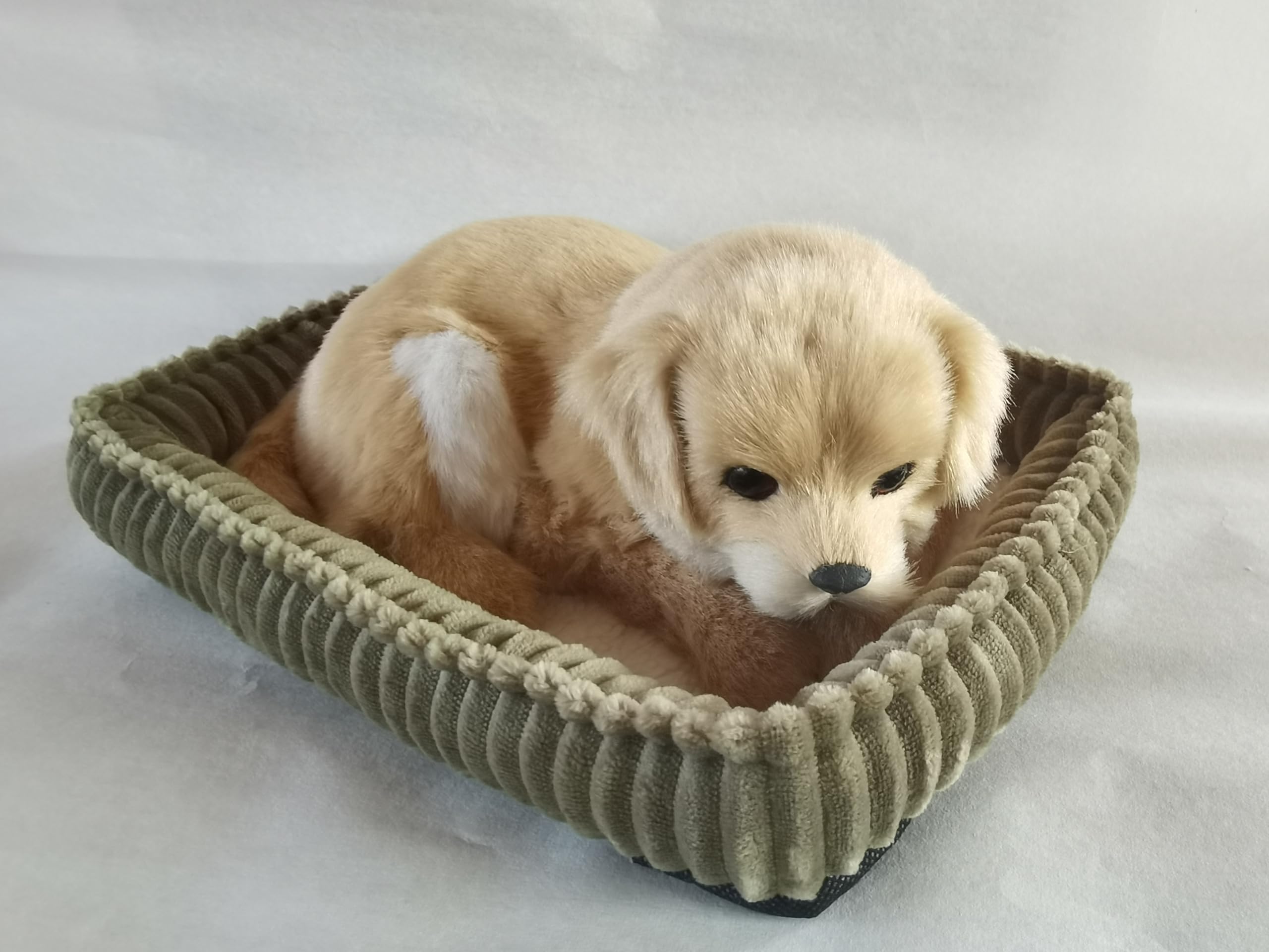 PawFection Pets Golden Retriever Dog, Realistic, Lifelike Stuffed Interactive Nodding Pet Toy, Companion Pet Puppy with 100% Handcrafted Synthetic Fur - Image 7