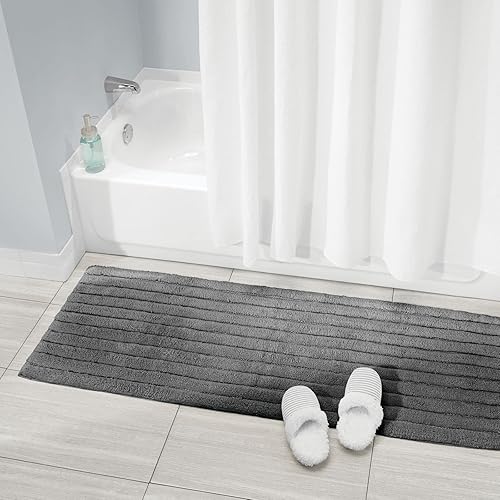 Miniatura 8 de mDesign Alfombras suaves de spa 100% algodón para tocador de baño, bañeraducha, absorbentes de agua, lavables a máquina, incluye alfombras
