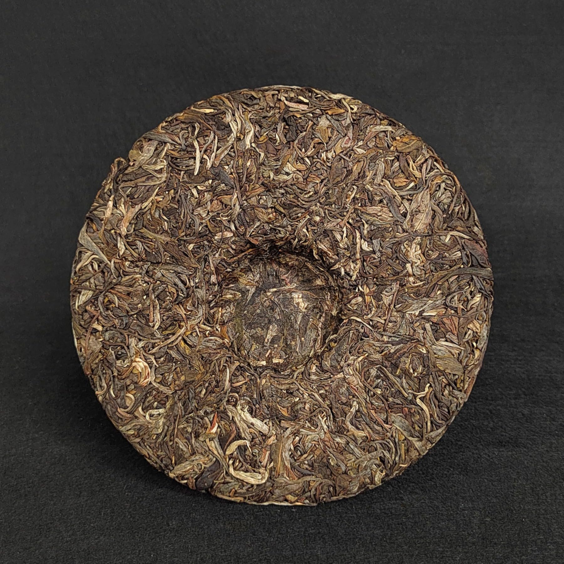 Surowa Herbata Yunnan Stare Drzewo 357g Xigui Herbata Pu 'er, Smak Tradycyjnego Uroku