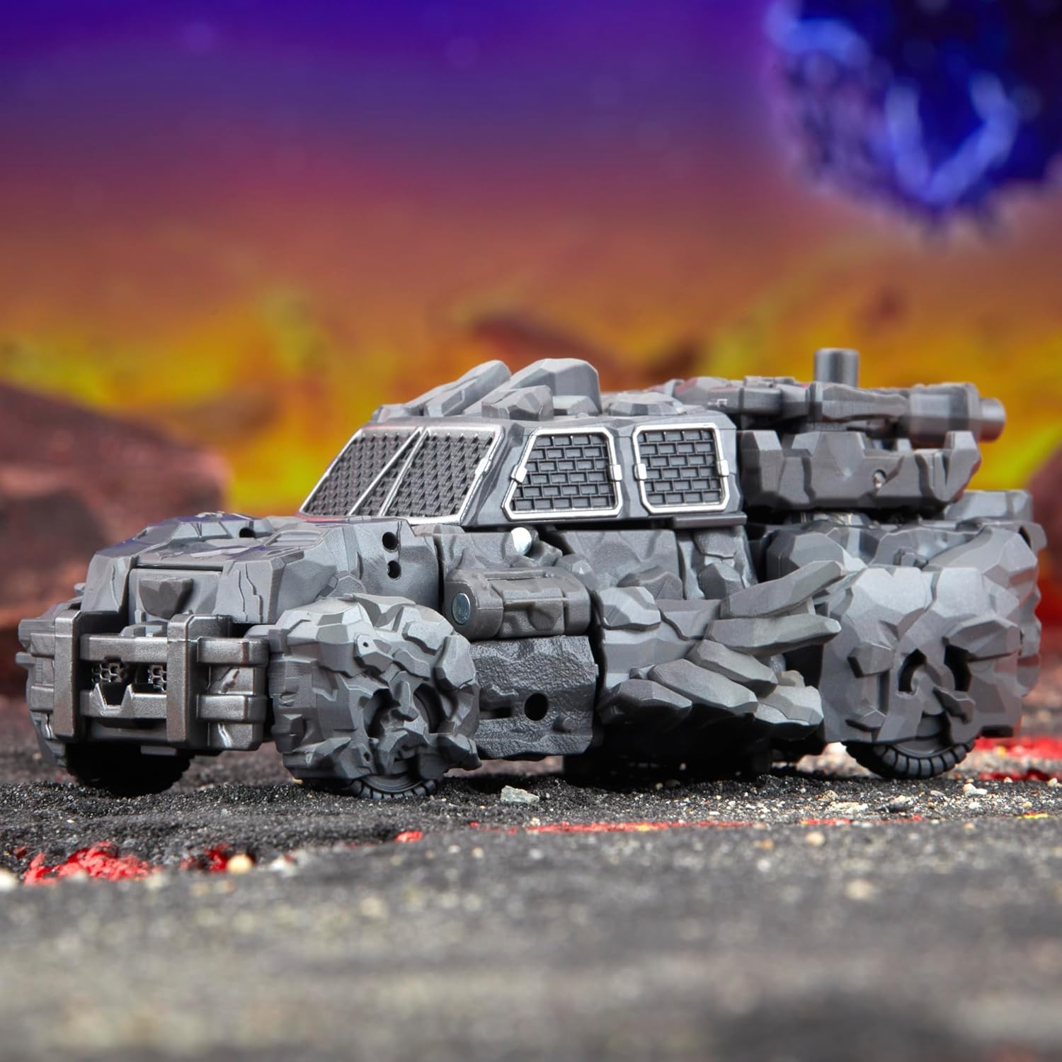 Transformers Legacy United Deluxe Class Infernac Universe Magneous, 5.5-Inch Converting Action Figure, 8+ - Image 11