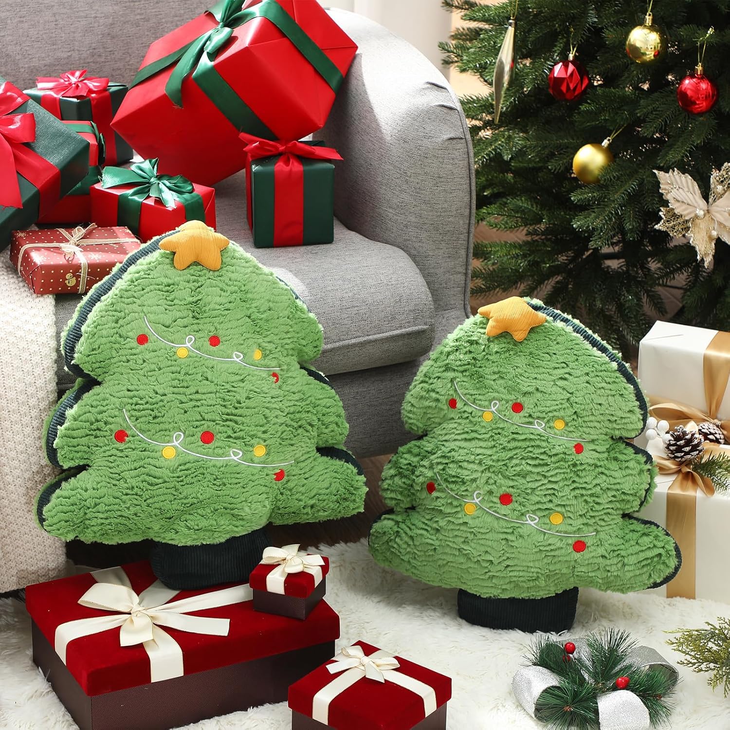 Shellwei 2 Set Christmas Pillows, Christmas Tree Pillows 17.72 Inch Soft Plush Tree Shaped Xmas Throw Decorations for Couch Sofa Chair Living Room Home Decor Holiday Gifts