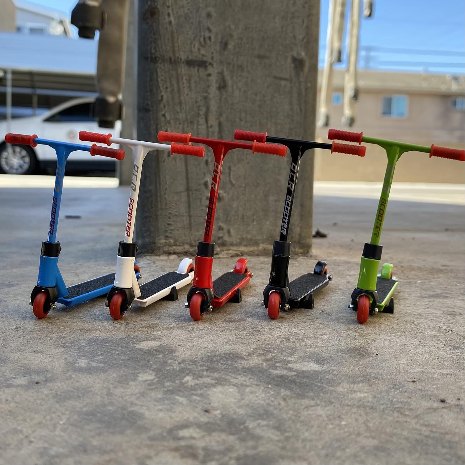 Yllo Professional Finger Scooter Toy Made of Alloy Metal with Changeable bar Grips, Rubberized Wheels, and Two Piece Fork. for use Fingerboard Obstacles, Fingerboard Parks, and competitions.