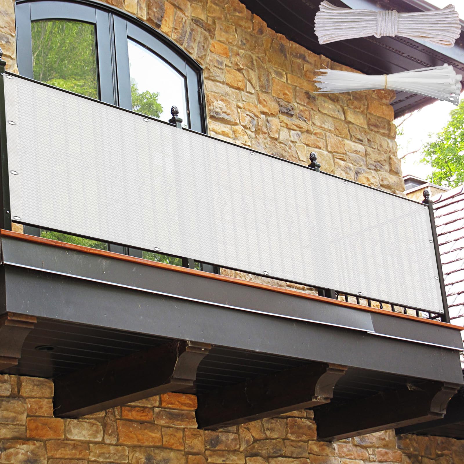 Brise vue balcon pour protection soleil et repas de patio en famille