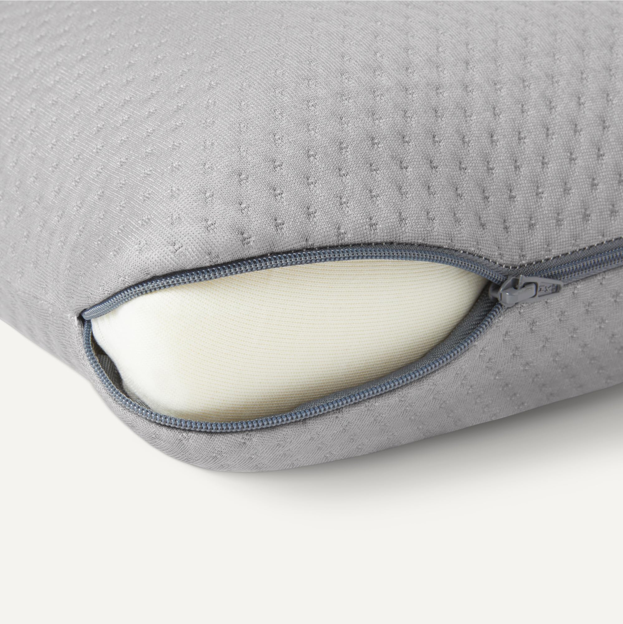 Amazon Basics, Cuscino da campeggio, 42 x 24 x 12 cm, Grigio