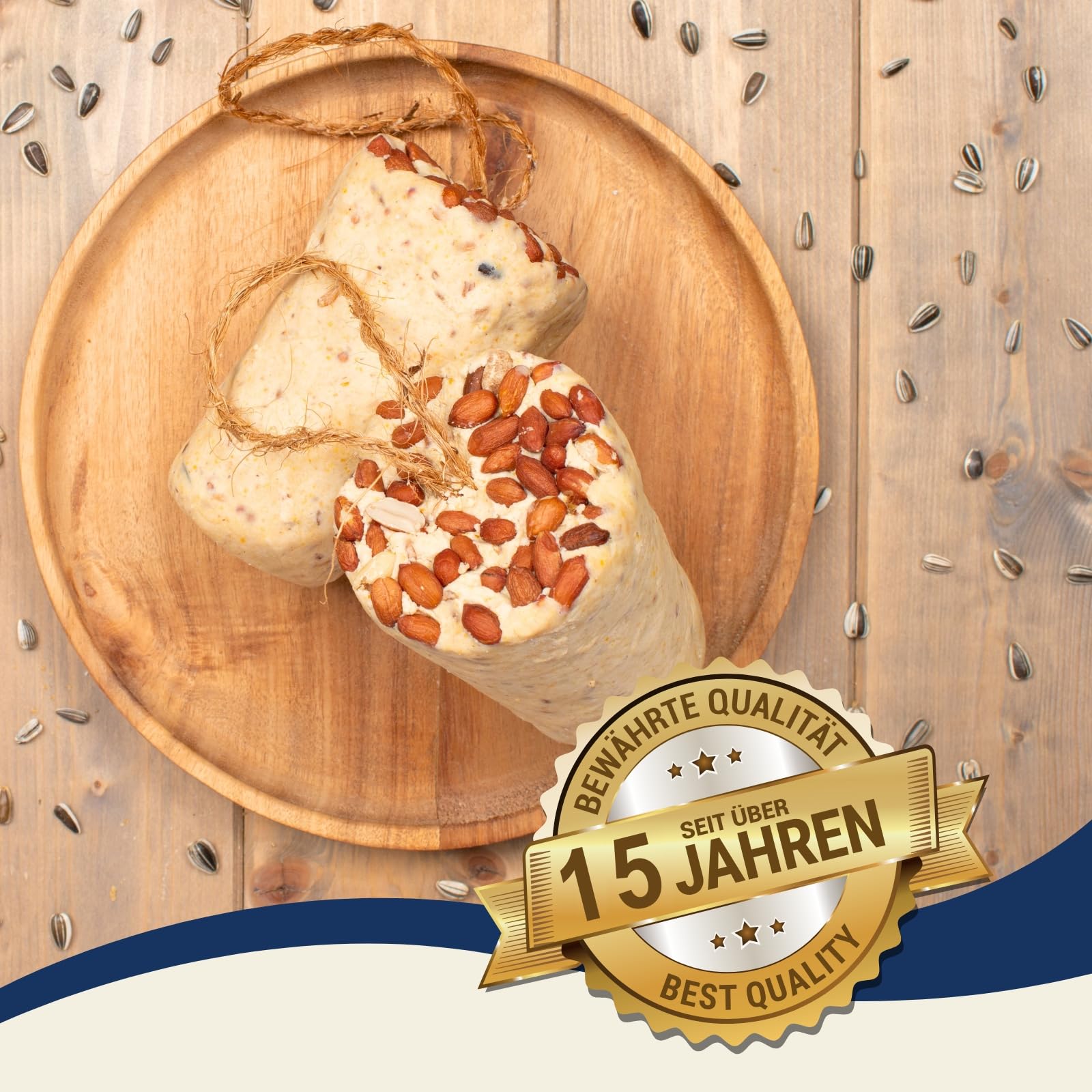 Lyra Pet® 3 x 12 STK. Energie Boost Nuss Riegel mit Erdnüssen Fettfutter | Wertvolle Energiequelle für Wildvögel - Fettreiches, ganzjähriges Vogelfutter mit Erdnussbutter, Saaten & Kernen