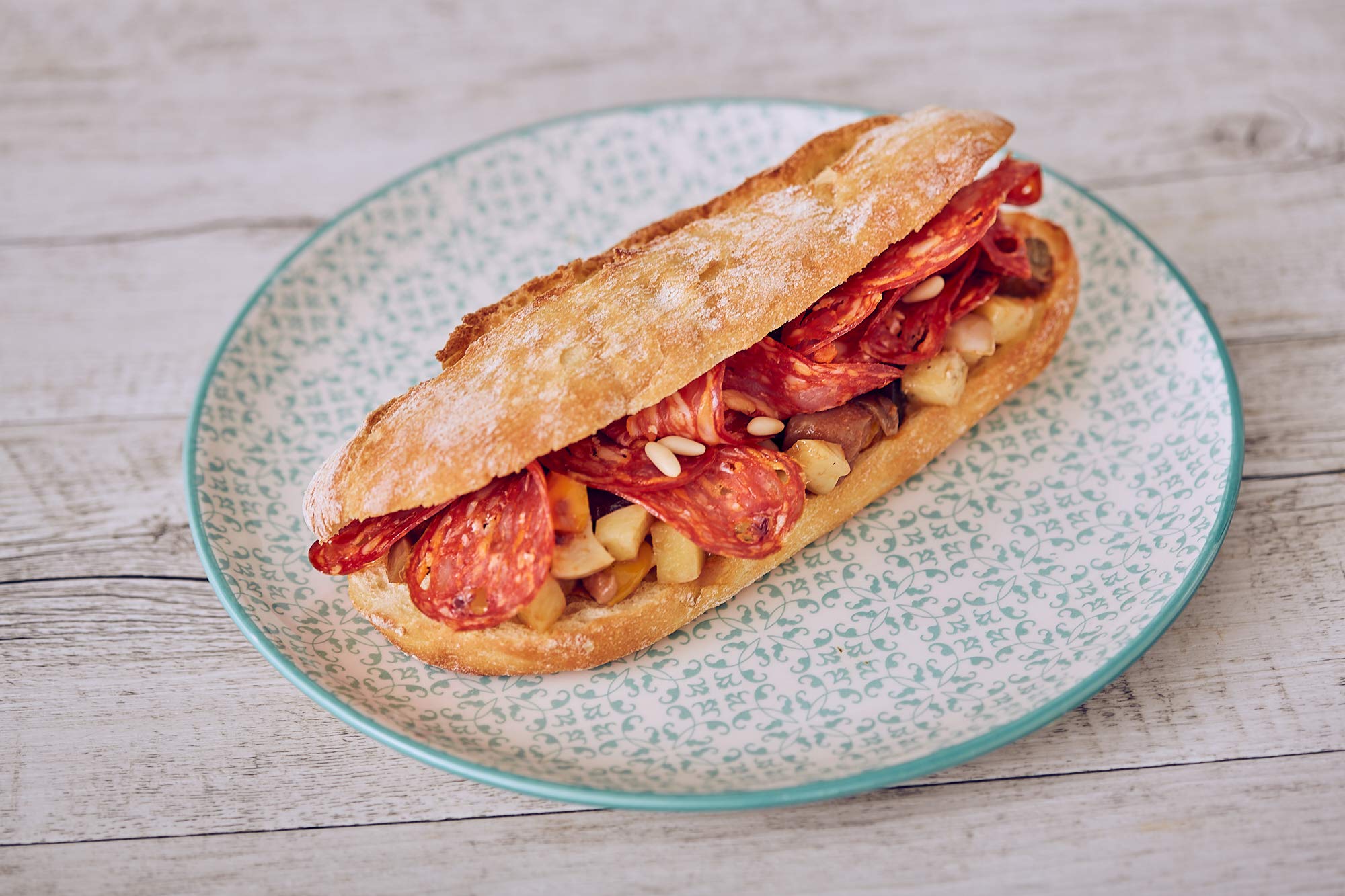 Spianata saucisson Salumi Pasini® | Environ 900 gr | Saucisson sec piquant | Charcuterie italienne typique de Calabre