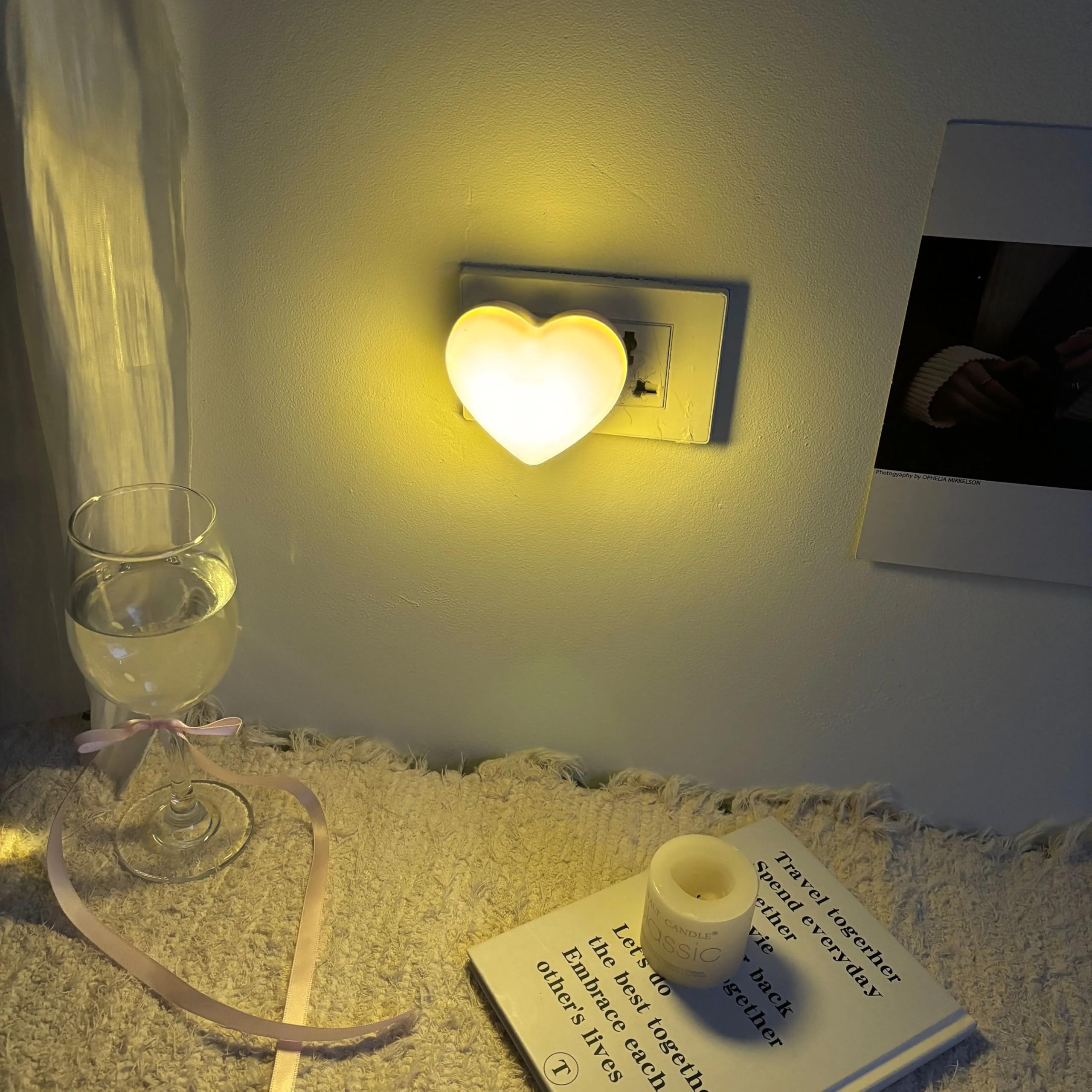 Night Lights Plug into Wall - Cute Heart LED Nightlight Plug in Lamp, Smart Dusk to Dawn Sensor Auto-On/Off Lighting for Home Living Room Bedroom Bathroom Hallway Kitchen, Warm Yellow