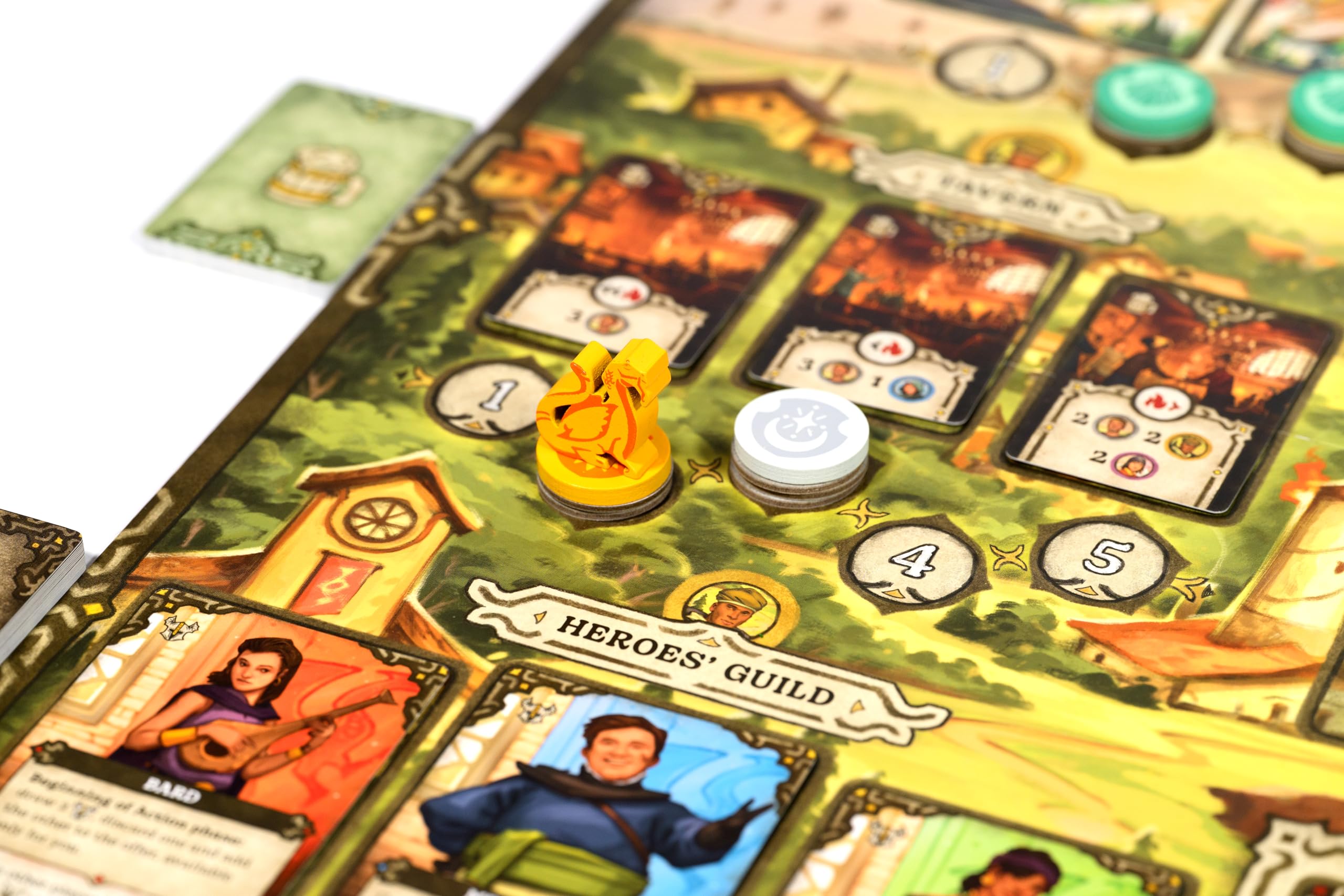 Mindclash Games Emberheart – Mittelschweres Worker Placement & Dragon Rescue Strategie-Brettspiel, 2–4 Spieler, 60–90 Minuten Spielzeit, Fantasy-Strategie-Abenteuer