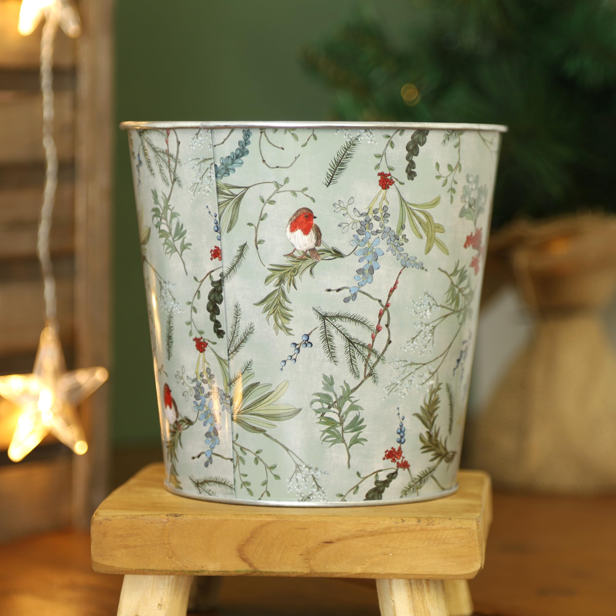 Fyne-Finds Tin Pail Plant Pot Robin Floral Design 16cm,6inch Christmas Metal Planter Xmas Bucket Home (White 1 Piece)