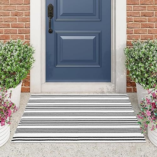 Vista 143 de Alfombra de exterior a rayas blancas y negras, 2 x 3 pies, de algodón, moderna, tejida a mano, reversible, para porche, puerta de bienvenida, 1 tira