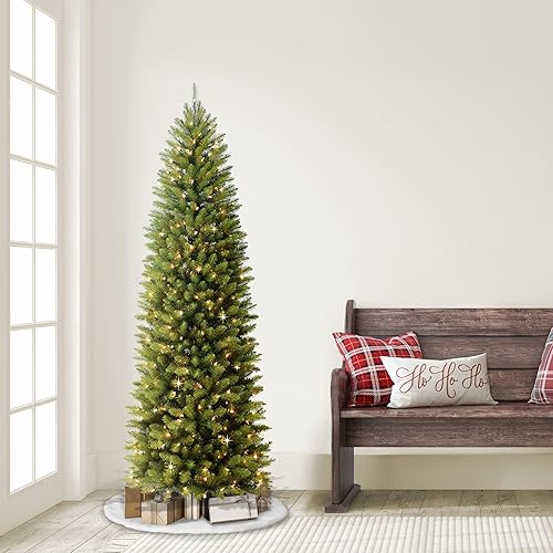 Vista 6 de Puleo International - Árbol de Navidad artificial preiluminado de 6.5 pies, abeto Fraser tipo lápiz con 250 luces transparentes, con certificación