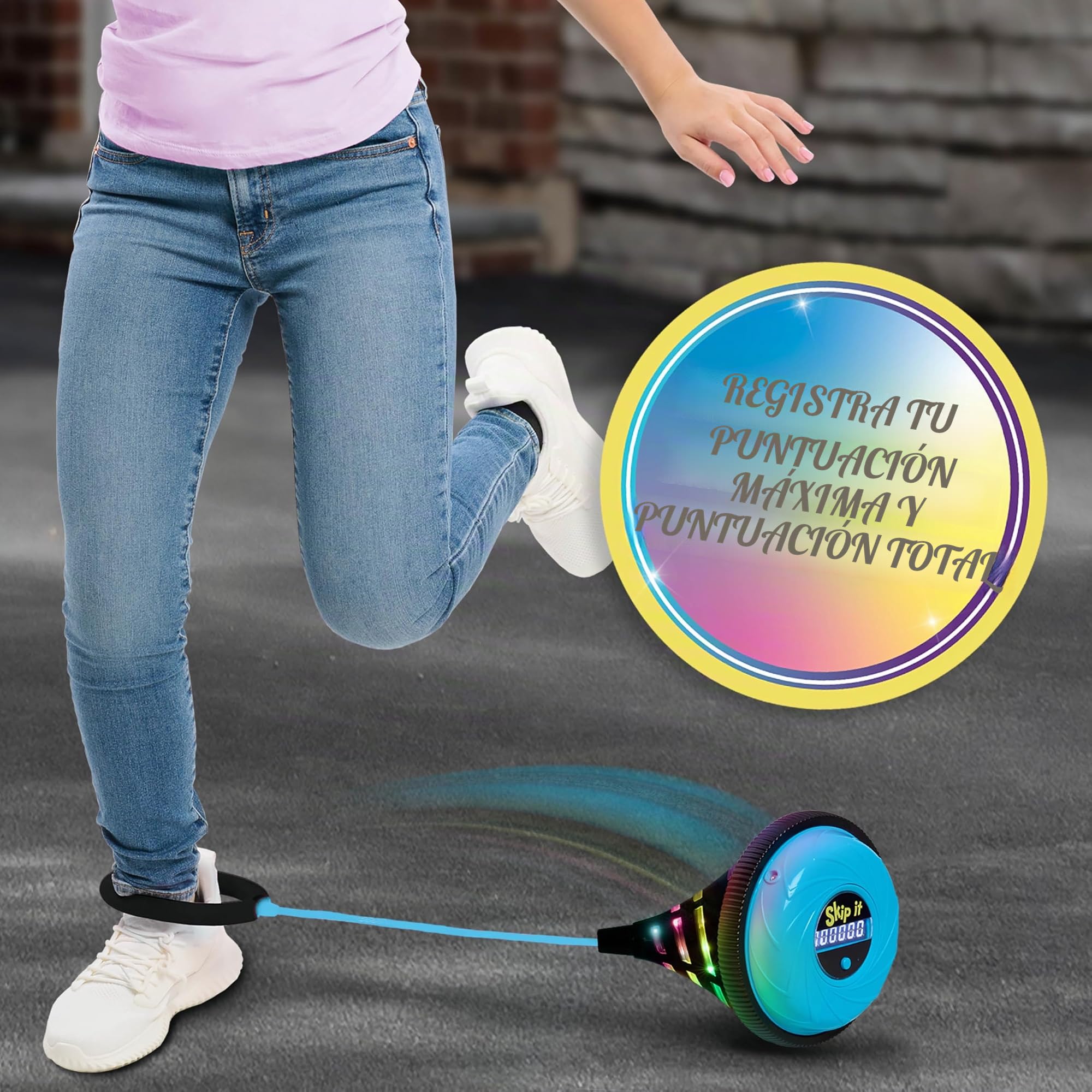 Juguete Retro para Jugar al Aire Libre Skip It, Pelota Luminosa y Contador Digital, 78,7 cm de Largo, Juego sin Pantalla, para niños a Partir de 5 años, de Just Play