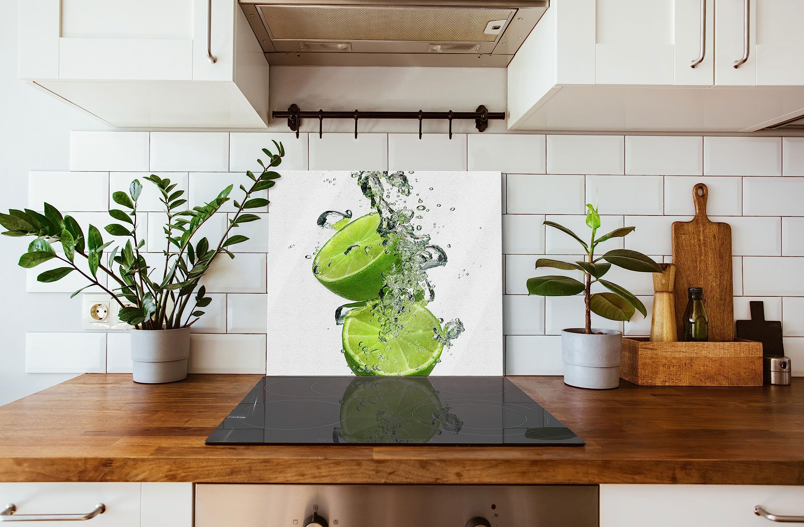 Leckere grüne Limetten im Wasser Herdabdeckplatte & Spritzschutz aus Echtglas | Für Herd-Kochfelder | 60x52 cm