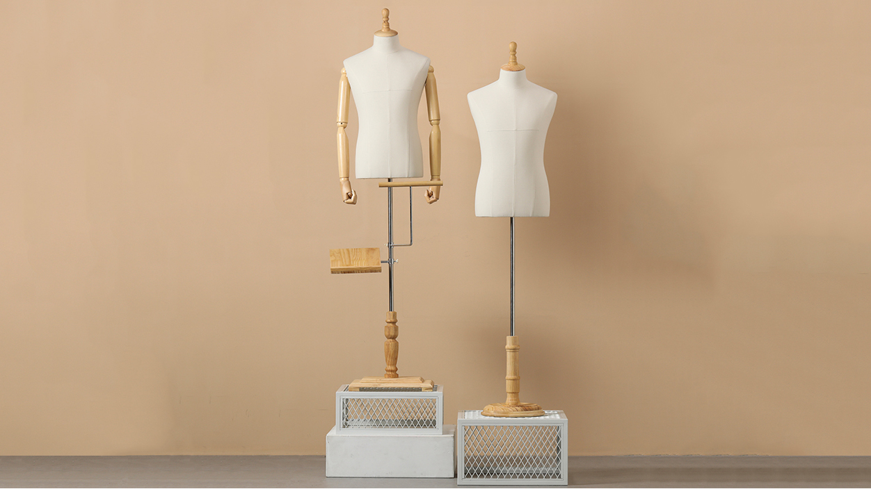 Amazon | マネキン トルソー 上半身 大きい メンズ 洋裁用 衣装