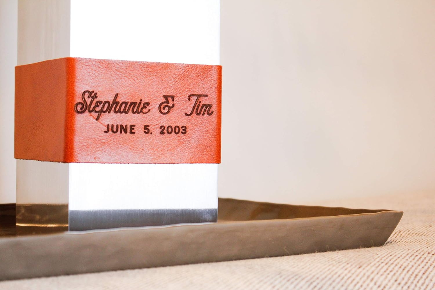 Personalized Modern Metal Flower Vase. Custom Engraving for Anniversaries and Other Special Occasions. Decorative Centerpiece for Homes, Offices, and Weddings.