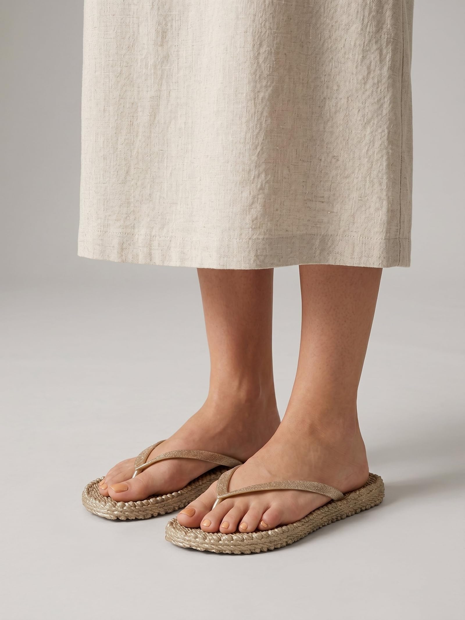 Ilse Jacobsen HORNBÆK | Cheerful01 | Damen Flip Flops mit Glitter | Dänische Design | Sommer Strand Zehentrenner | Leicht & flexibel, Massageeffekt, mit Glitzer, angenehmes Tragegefühl