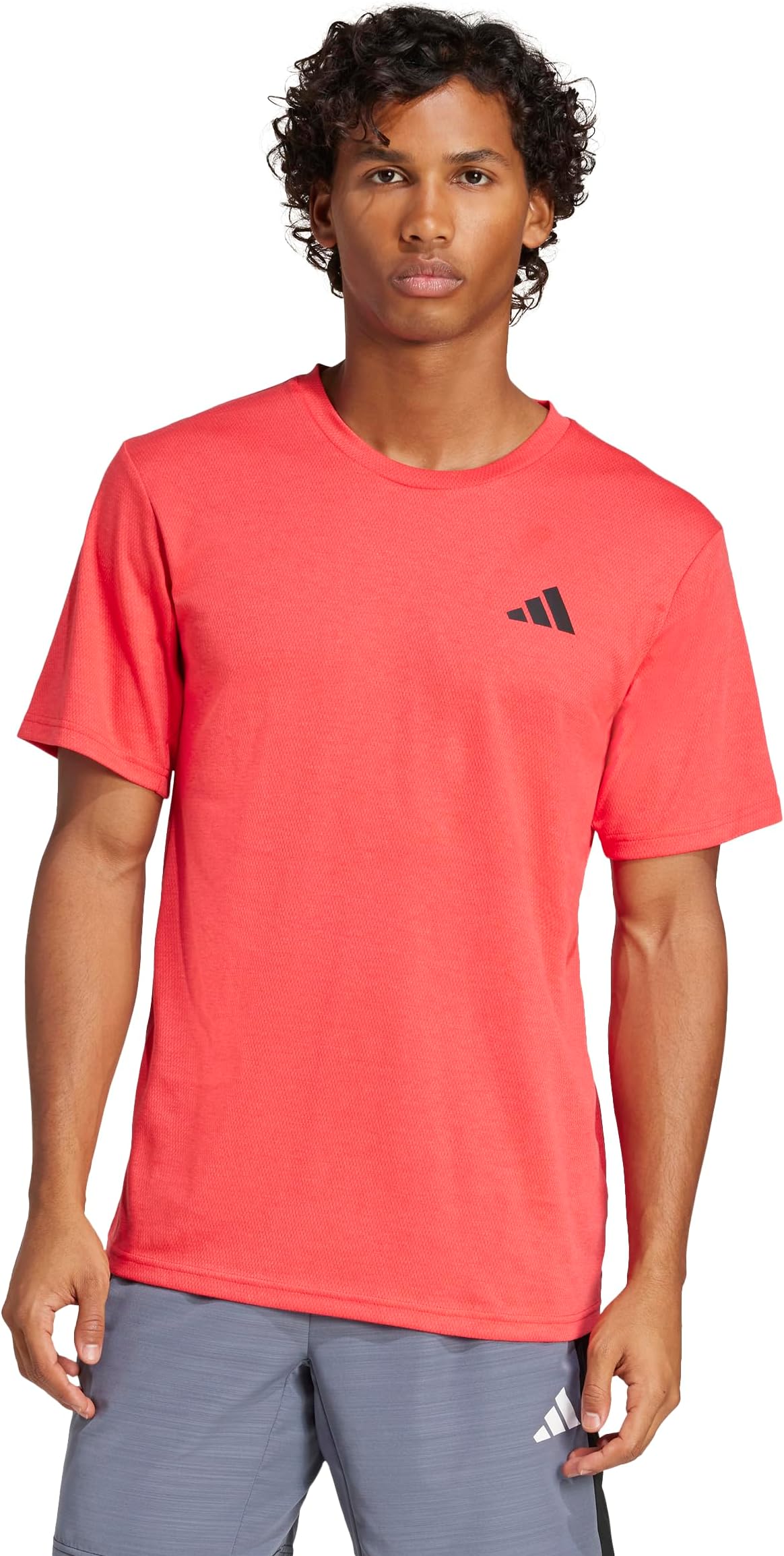 adidas red california sport ess tee