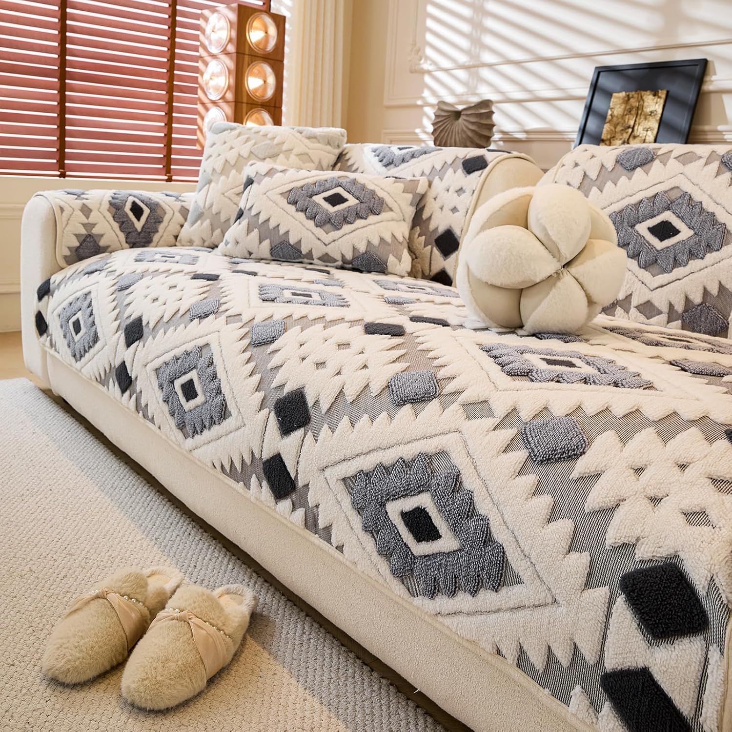 Pet Couch Cover for Dogs, Soft Plush Sofa Cover Washable, Non-Slip Pet-Friendly Sofa Slipcover for Couches and Sofas (Seat Cover, Coffee, 35.5" x 82.5")