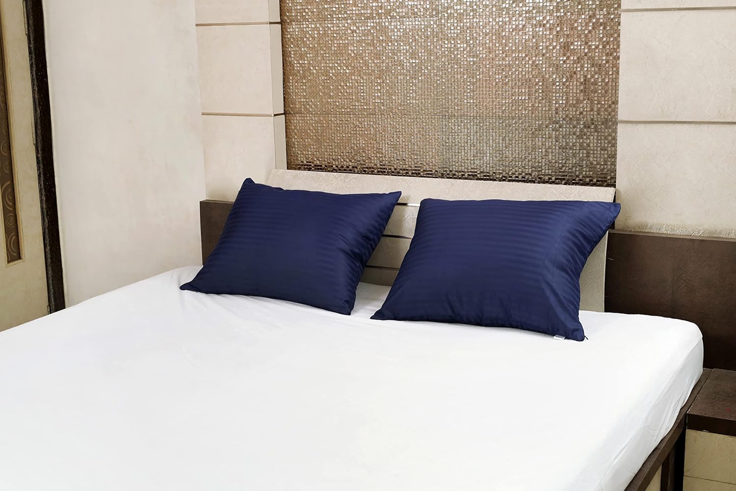 Buy Hoolloomooloo Polyester Pillow Case, 20 by 26 Inches with Zippered