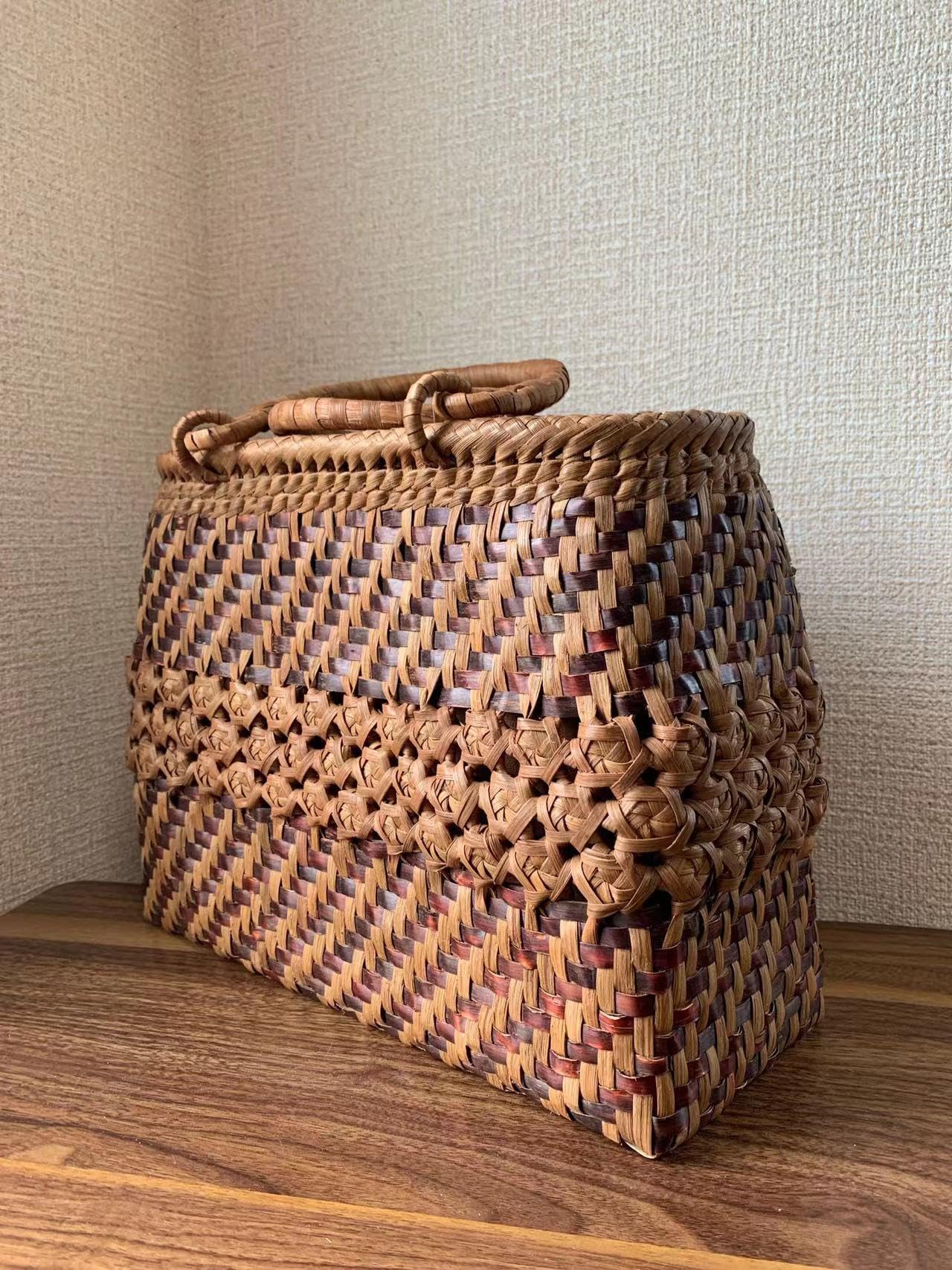 桜皮かごバッグ 山葡萄かごバッグ 手作り 花編み、網代編み 内布あり 