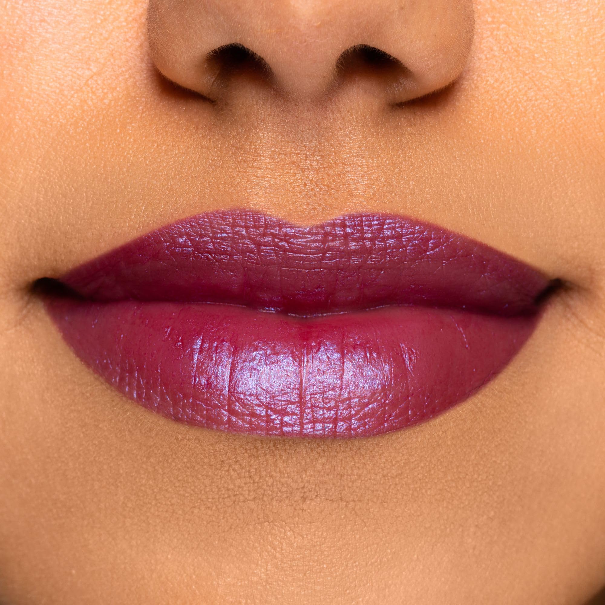 Neve Cosmetics tinta labbra Ruby Juice, leggera come acqua resistente come inchiostro | "Eau Baby"