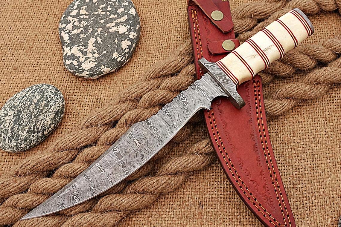KE-01319-HK Custom and Handmade Damascus Steel Hunting Knife with Leather Sheath