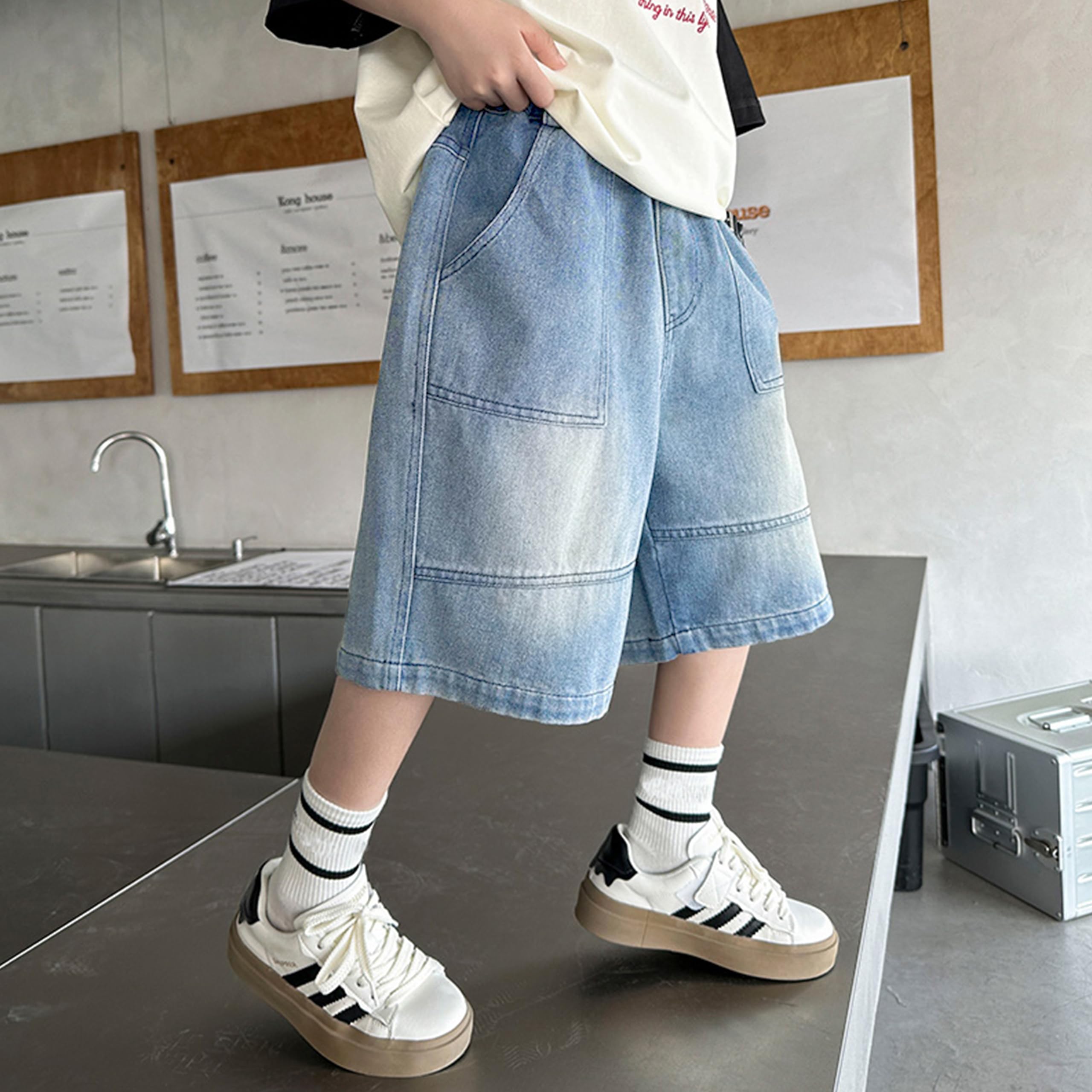 Rolanko Pantalones Cortos Vaqueros Holgados para Niños, Cintura Elástica Pierna Ancha Pantalones Cortos Vaqueros de Verano hasta La Rodilla