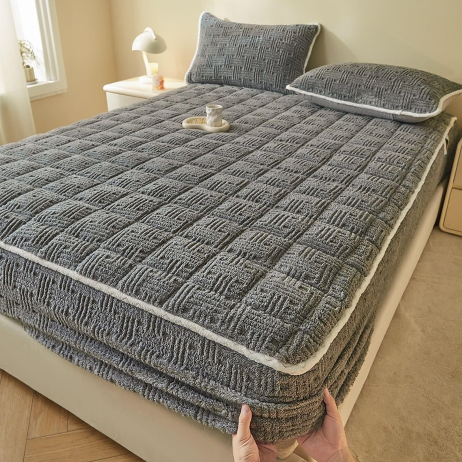 Sábana Bajera Verano con 2 Fundas Almohada,120 x 200 CM,Colchas de Verano para Cama Terciopelo Patrón de Celosía con Color Sólido Sábanas Ajustables Gris Oscuro