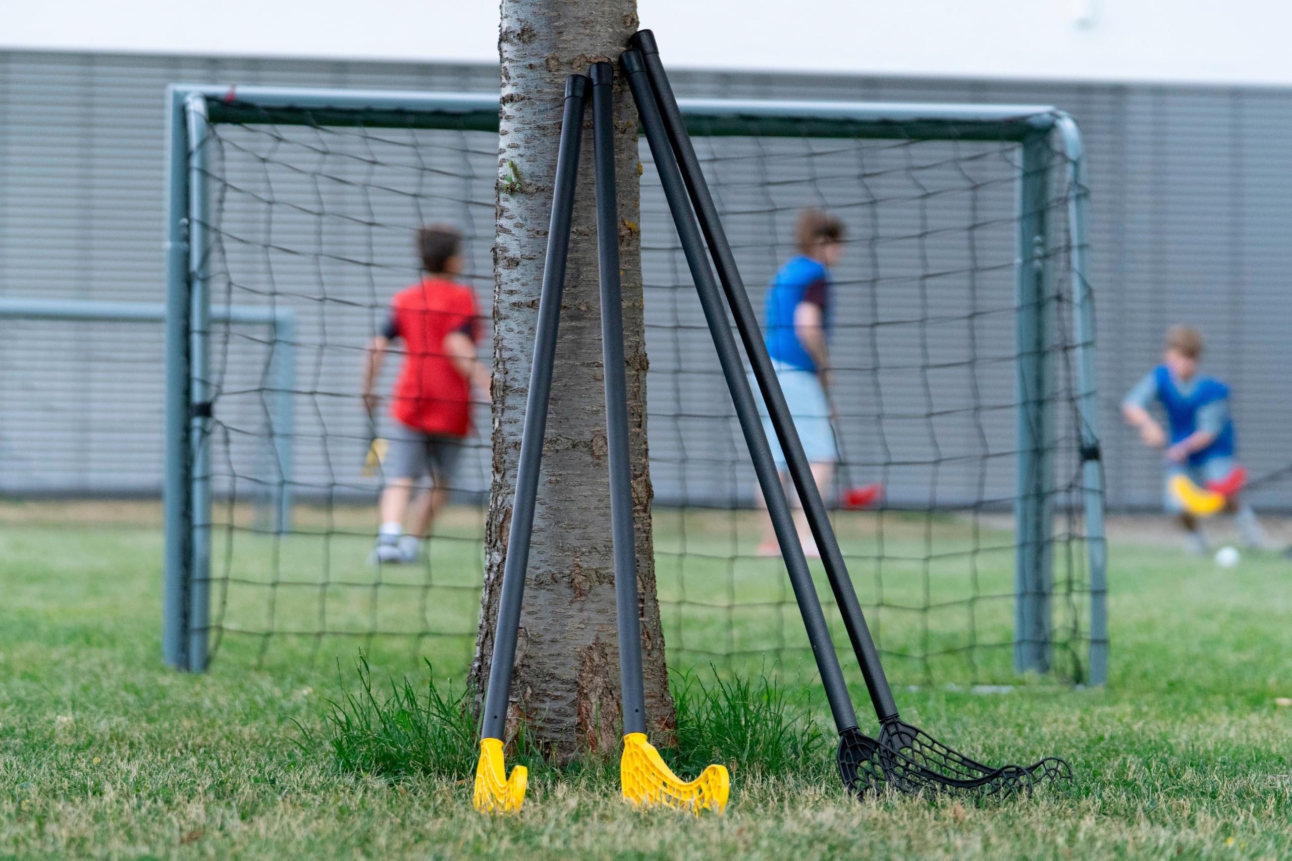 Betzold Uni-Hockey-Set Pro - 12 Hockeyschläger 3 Loch-Bälle Floorball Fortgeschrittene