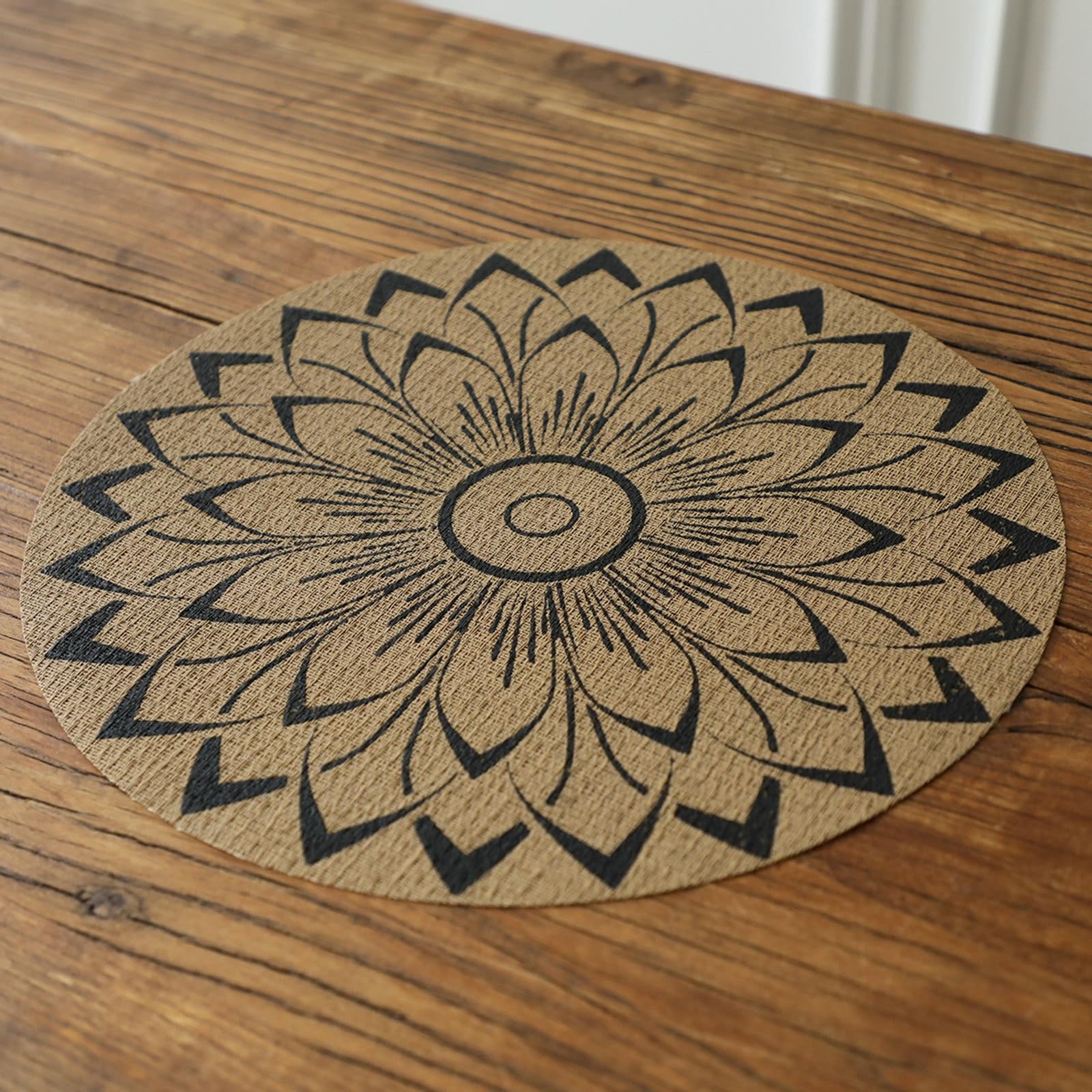 AMDXD Lot de 6 sets de table ronds en PVC lavables - Motif tournesols - Antidérapants - Pour table à manger - Noir - 37,5 cm