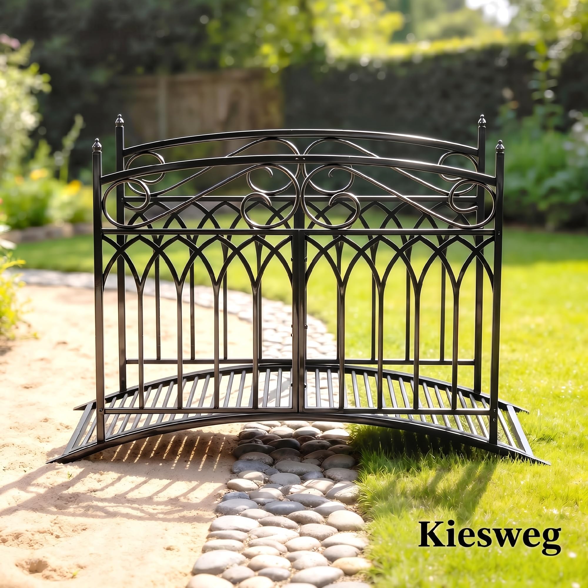 Outsunny Pont de Jardin en Métal Style Baroque - Passerelle Décorative avec Garde-Corps 91cm et Charge 100kg - Pont d'Extérieur 135cm Antirouille pour Bassin Étang Ruisseau et Jardin Japonais, Noir