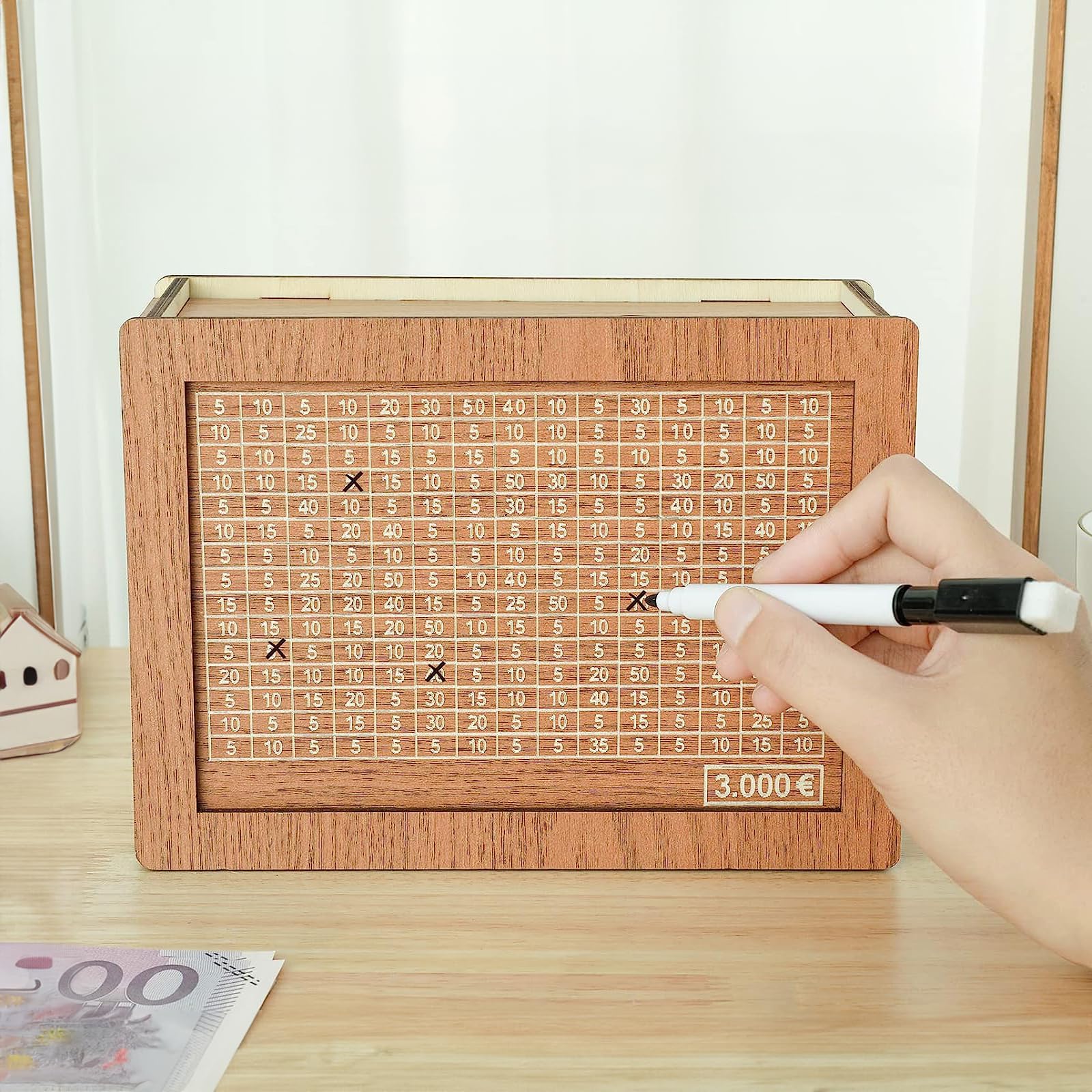 Tirelire En Bois Avec Objectifs D'épargne - Réutilisable Et Personnalisable - Pour économiser 500€ à 10 000€ - Dimensions 16,6x16,6x5,2 Cm